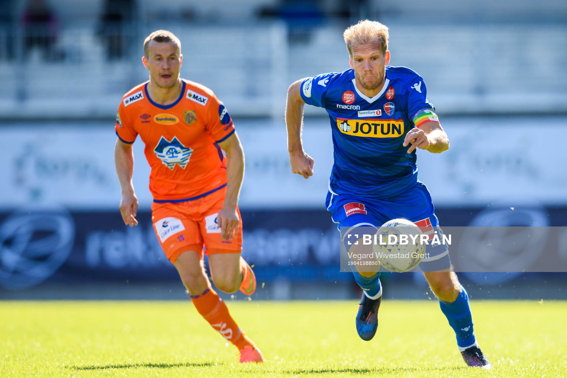 Ståle Steen Sæthre of Aalesund and Lars Grorud of