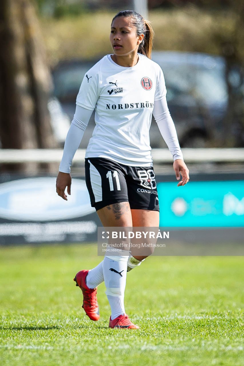 Hittarps Filippa Saiyawong under fotbollsmatchen i Division 1 Södra Götaland mellan Hittarp och Lörby den 13 april 2019 i Helsingborg.