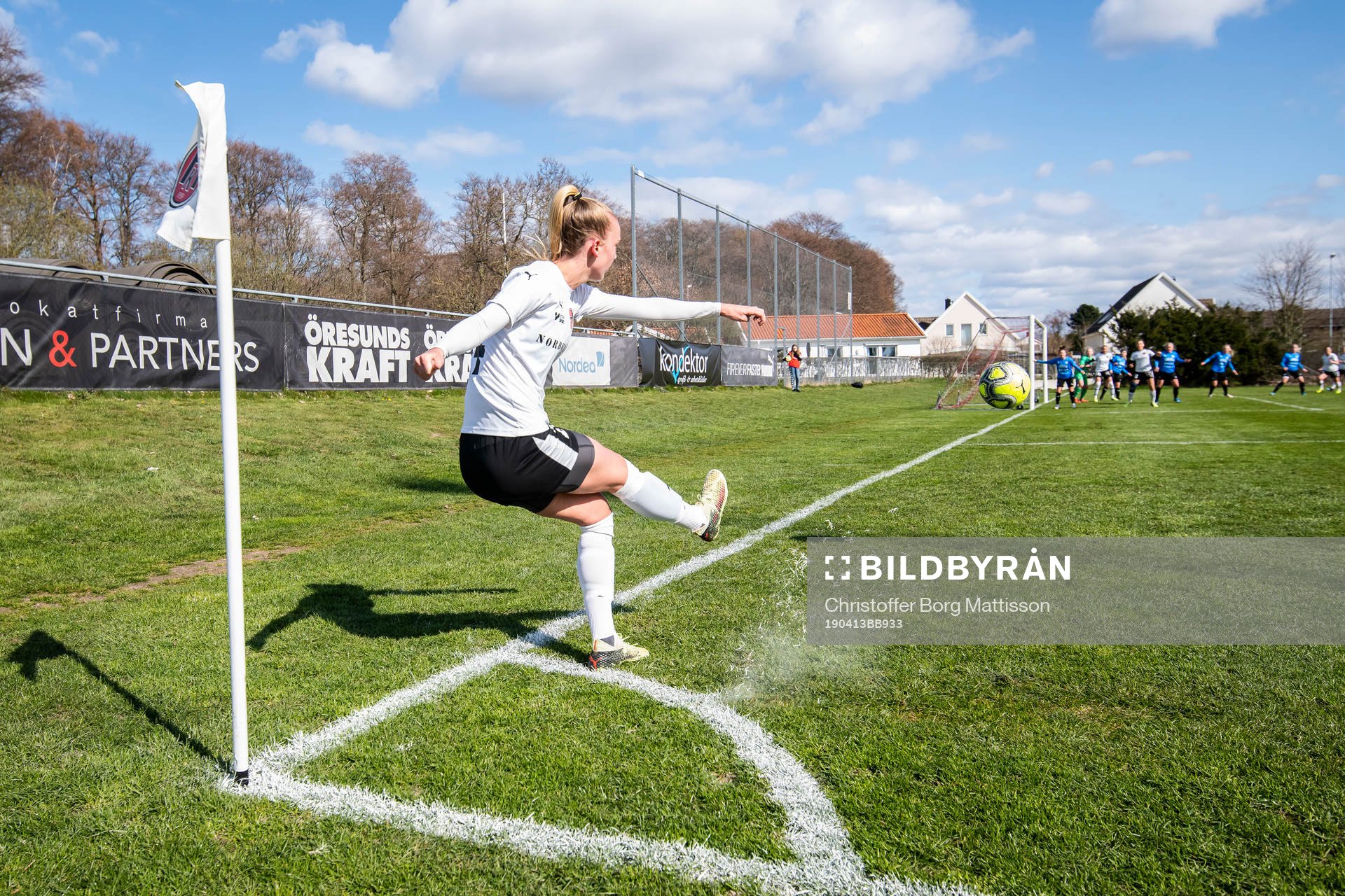 Hittarps Emilia Jönsson lägger en hörna