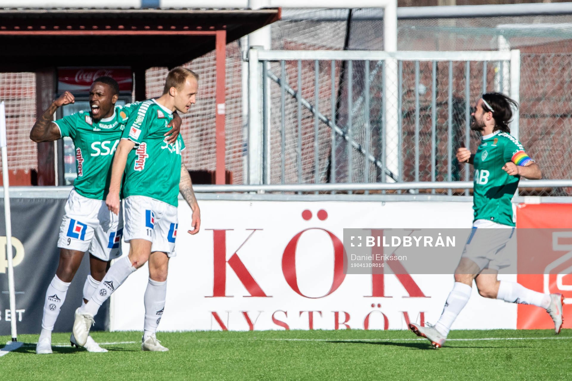 Brages Anton Lundin jublar