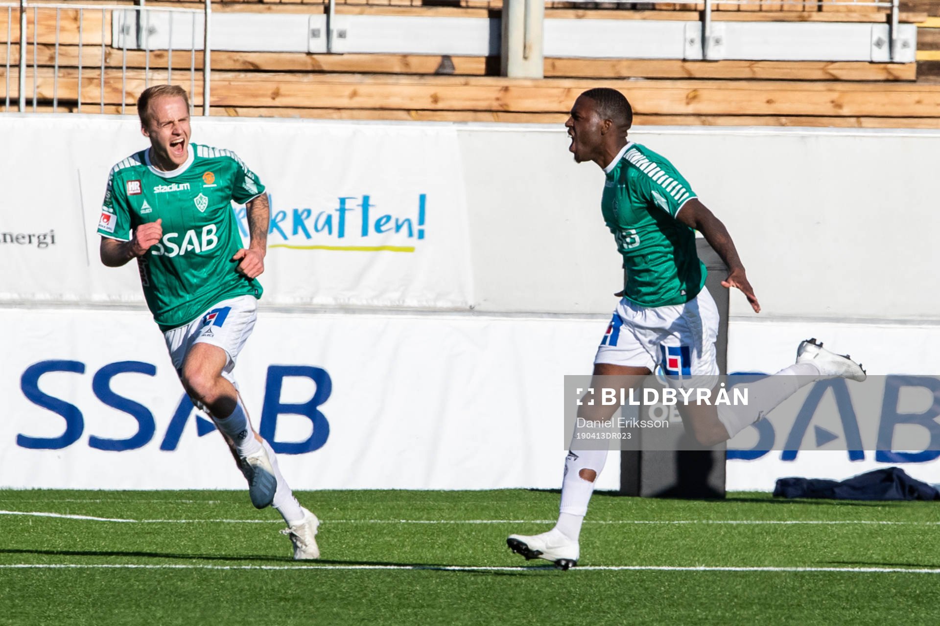 Brages Jonathan Morsay jublar