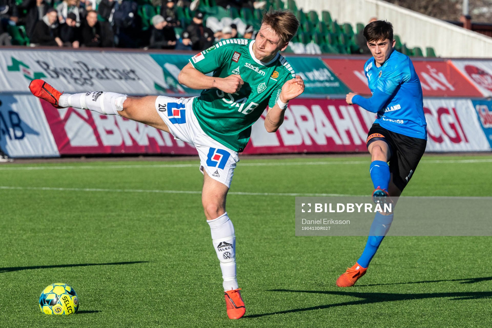 Brages Bjarni Mark Antonsson Duffield och Halmstads Gabriel