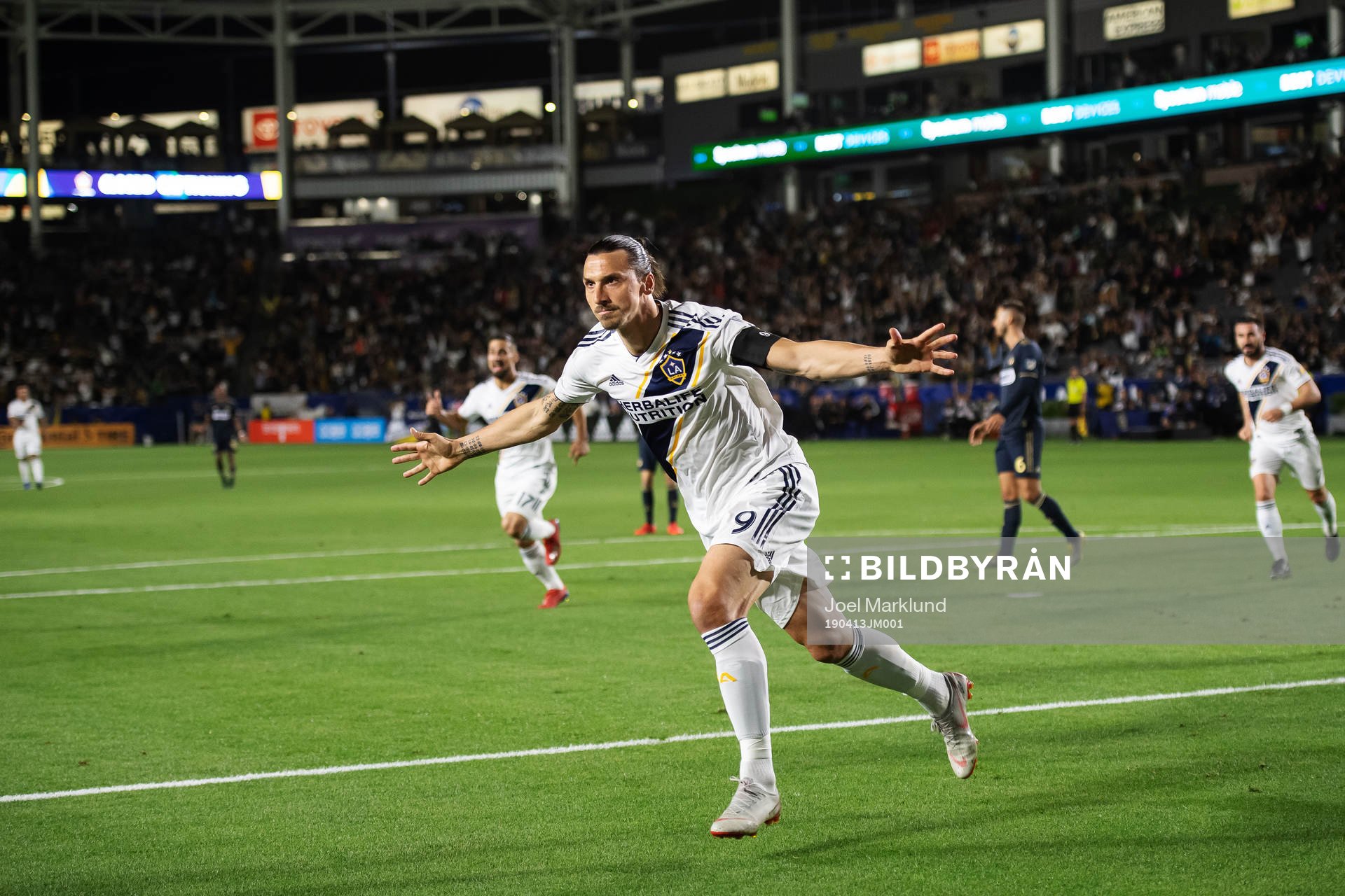 Zlatan Ibrahimovic of LA Galaxy celebrates