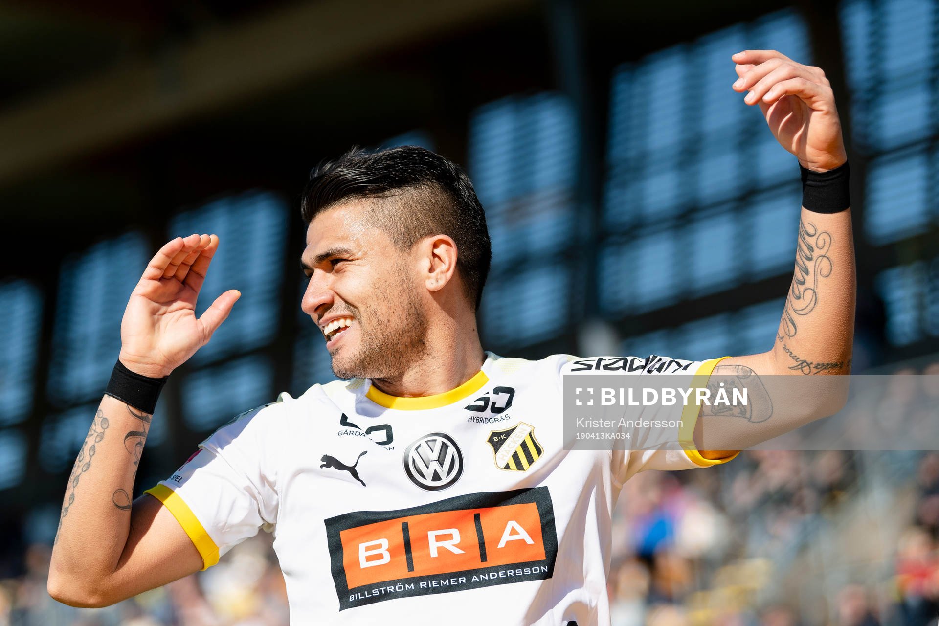 Häckens Paulinho jublar