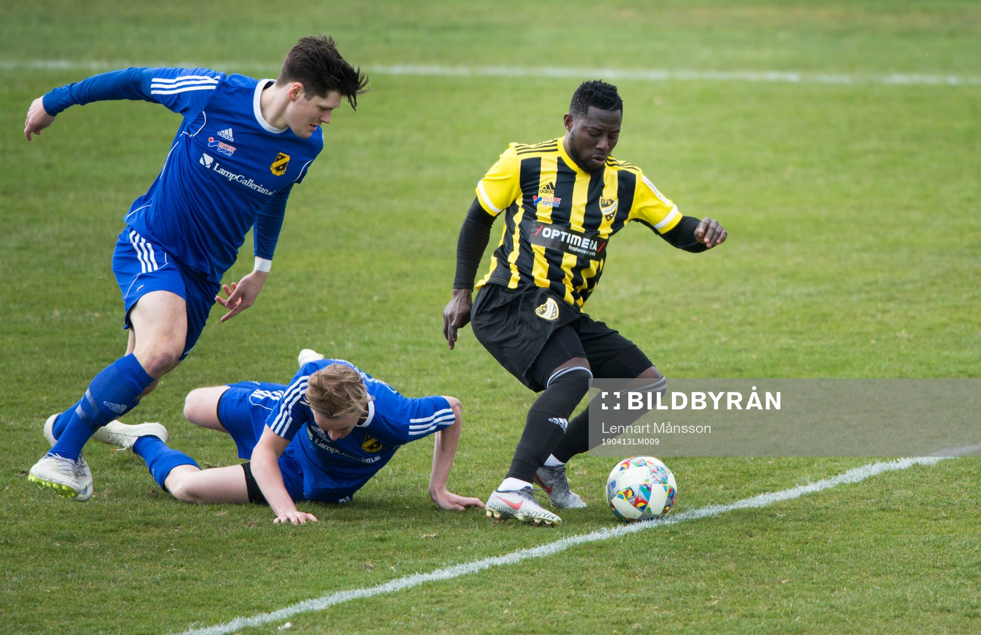 IFK Hässleholms Mike Andrew i matchen i division 2 mellan