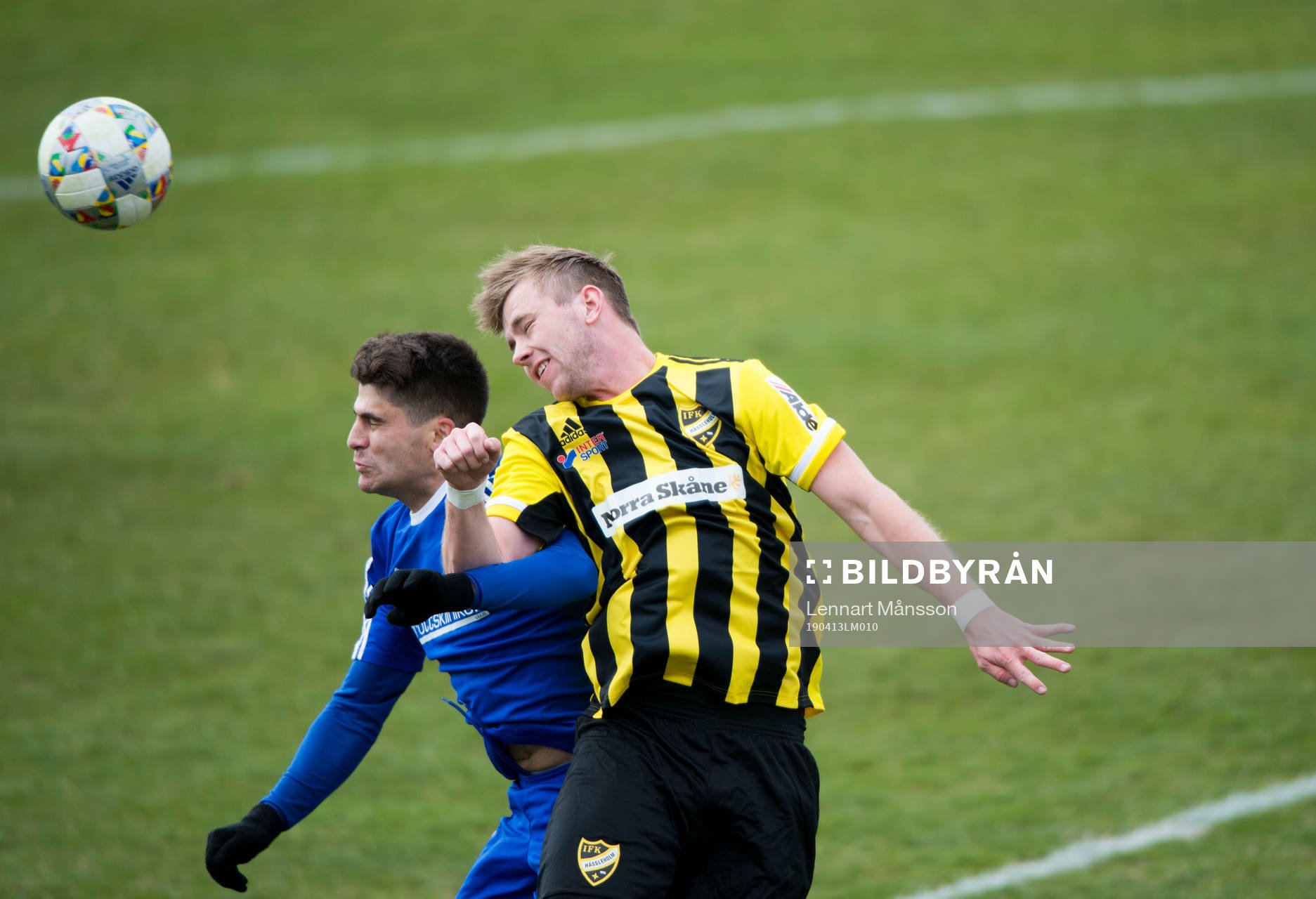 IFK Hässleholms Mattias Jönsson i matchen i division 2