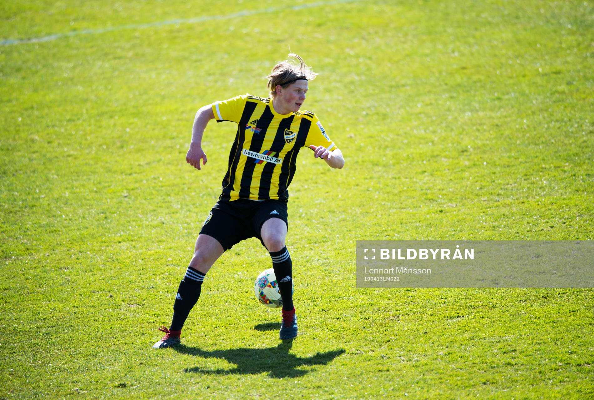 IFK Hässleholms Philip Bengtsson i matchen i division 2