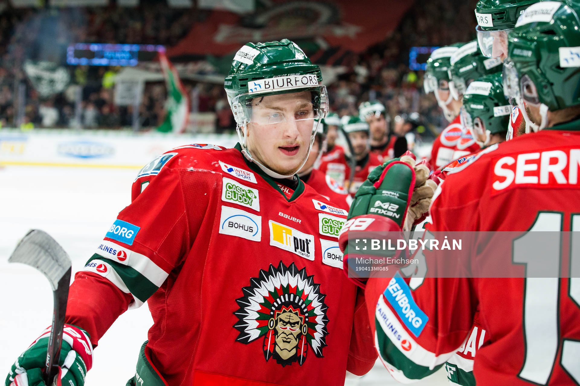 Frölundas Jacob Moverare jublar med lagkamrater