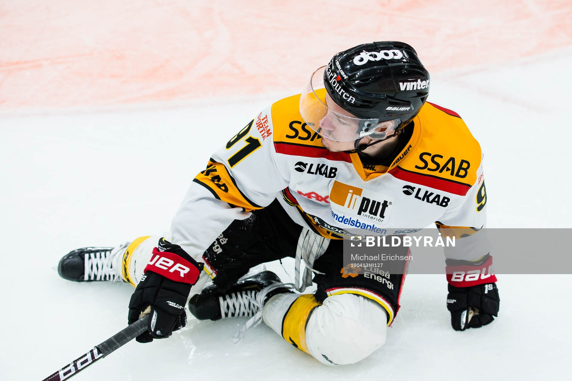 Luleås Johan Forsberg reser sig