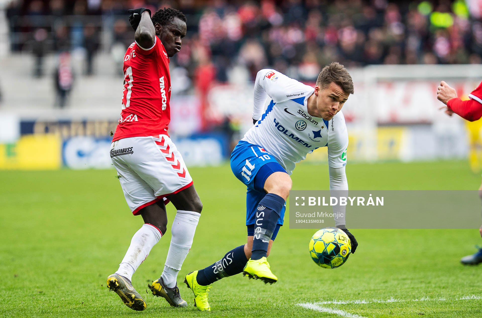 Kalmars Papa Alioune Diouf och IFK Norrköpings Simon Skrabb