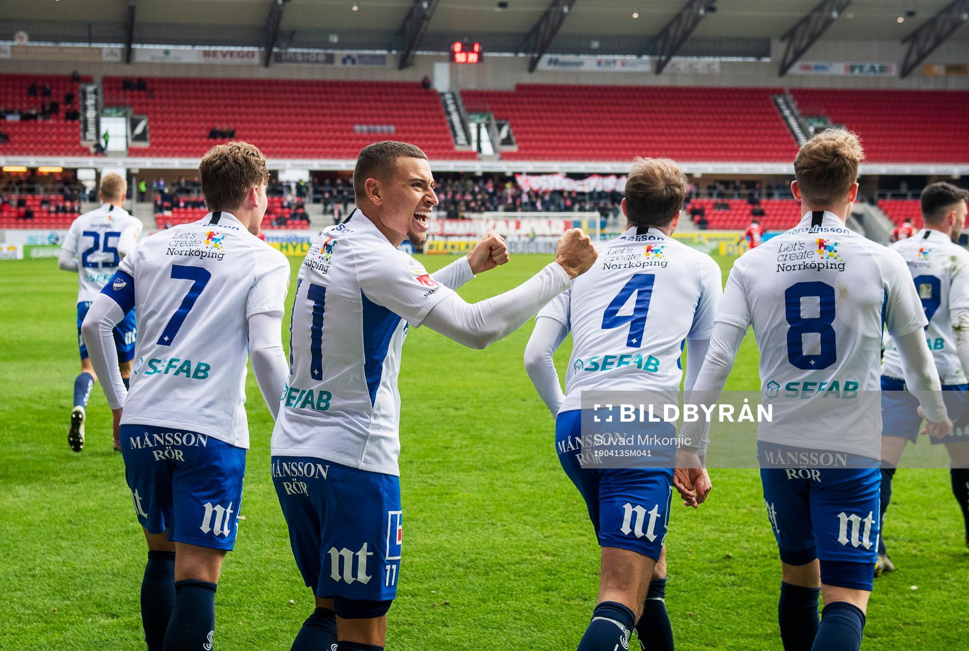IFK Norrköpings Jordan Larsson jublar efter 0-1 målet under fotbollsmatchen i Allsvenskan mellan Kalmar och Norrköping den 13 april 2019 i Kalmar.