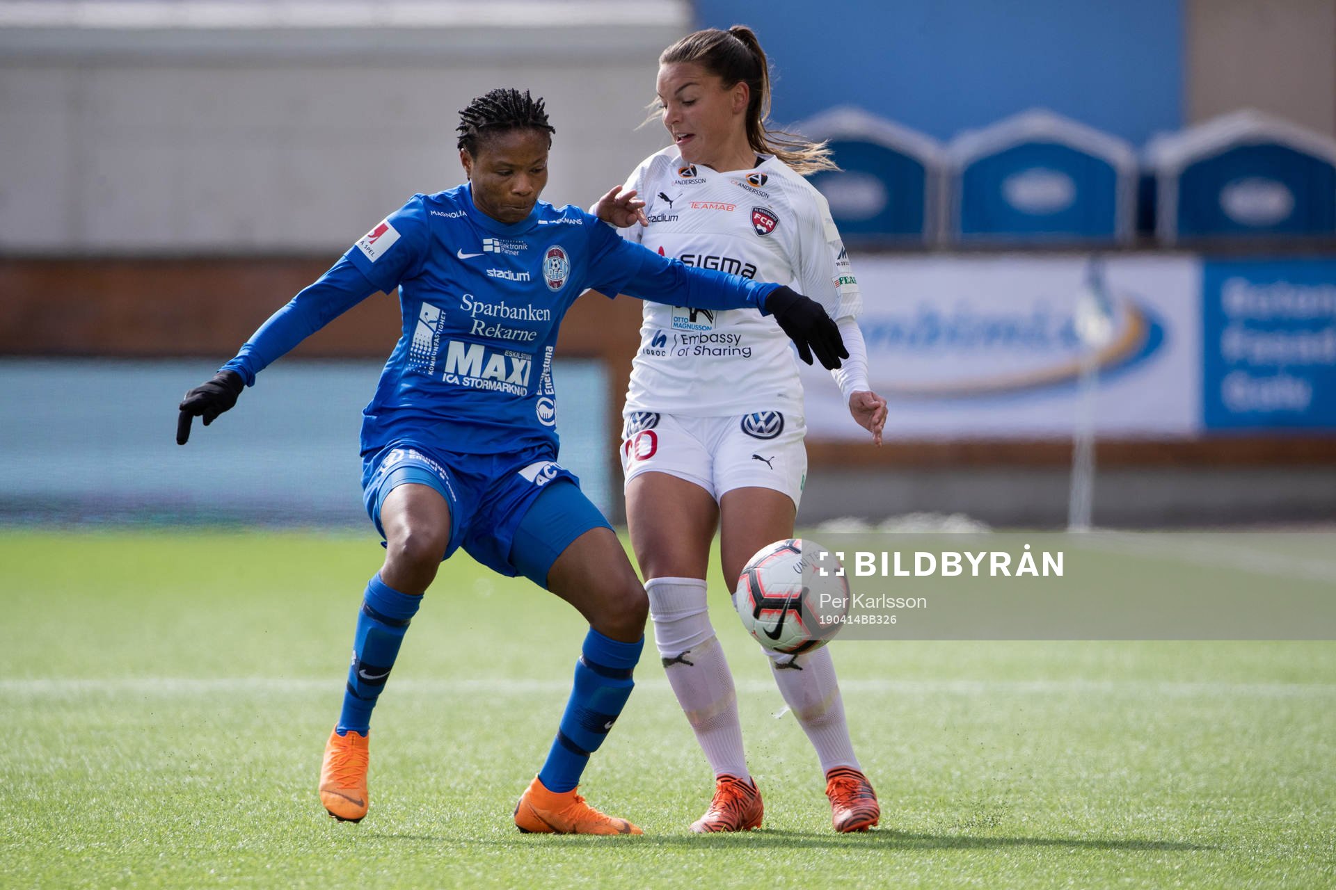 Eskilstunas Ayinde Halimatu och Rosengårds Johanna Rytting