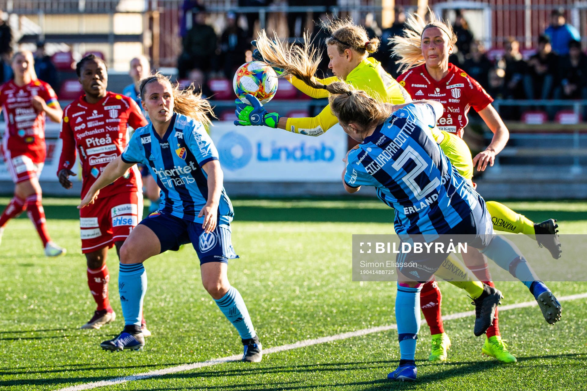 Djurgårdens Gudrun Arnadottir, Piteås målvakt Cajsa