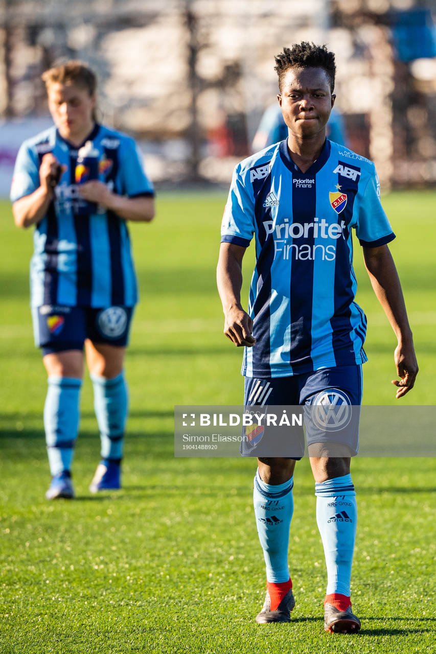 Djurgårdens Ingibjörg Sigurdadottir och Portia Boakye