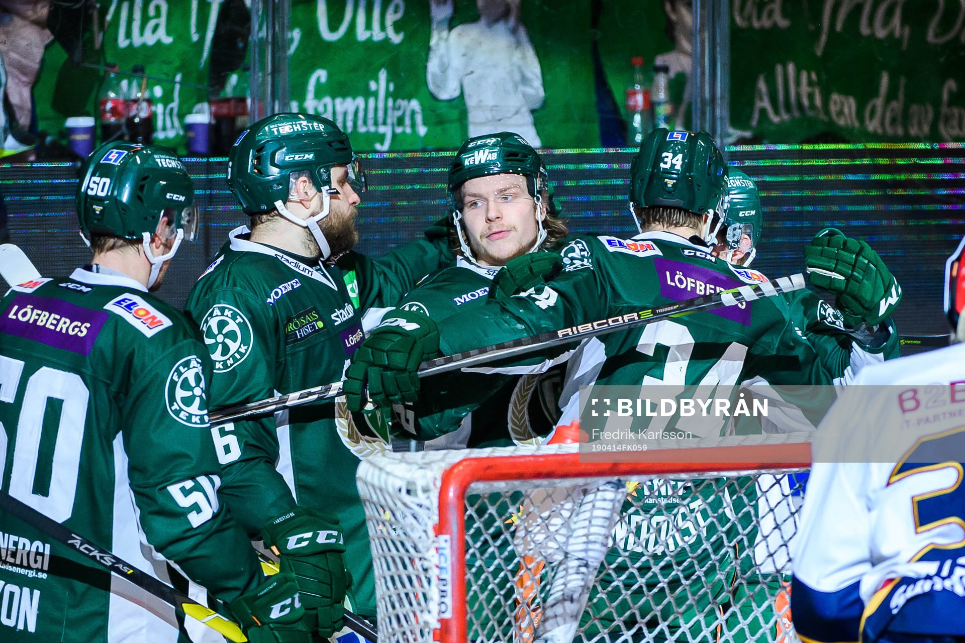 Färjestads Oskar Steen jublar