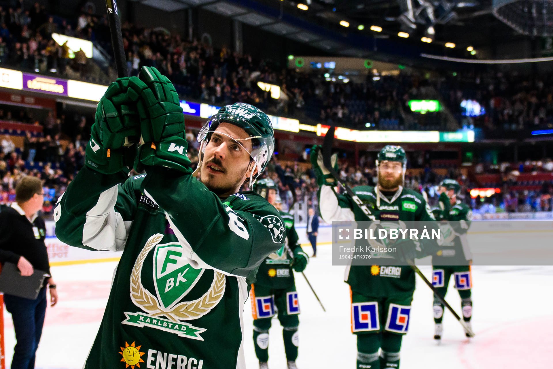 Färjestads Sebastian Erixon jublar