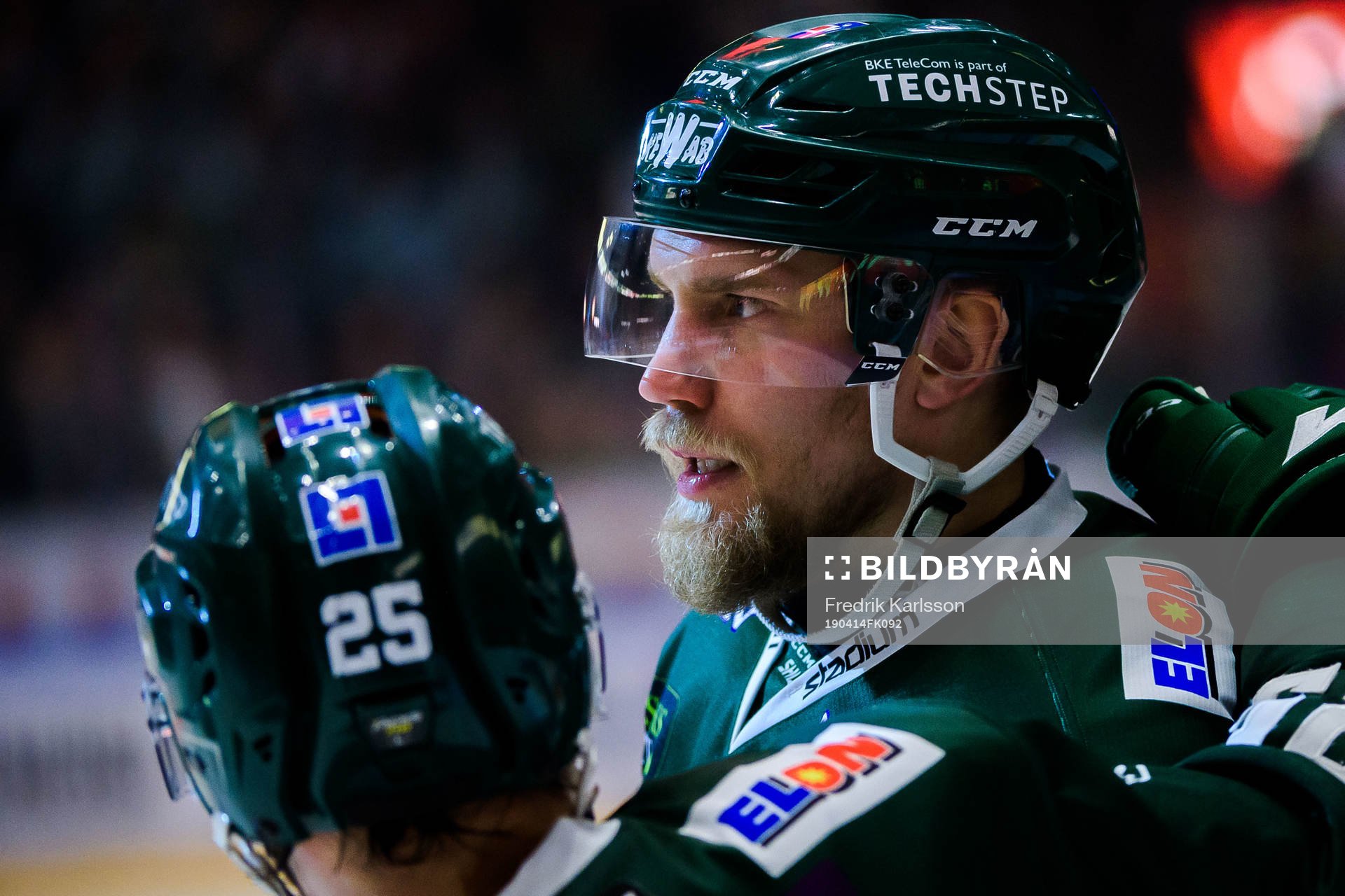 Färjestads Ilari Melart jublar