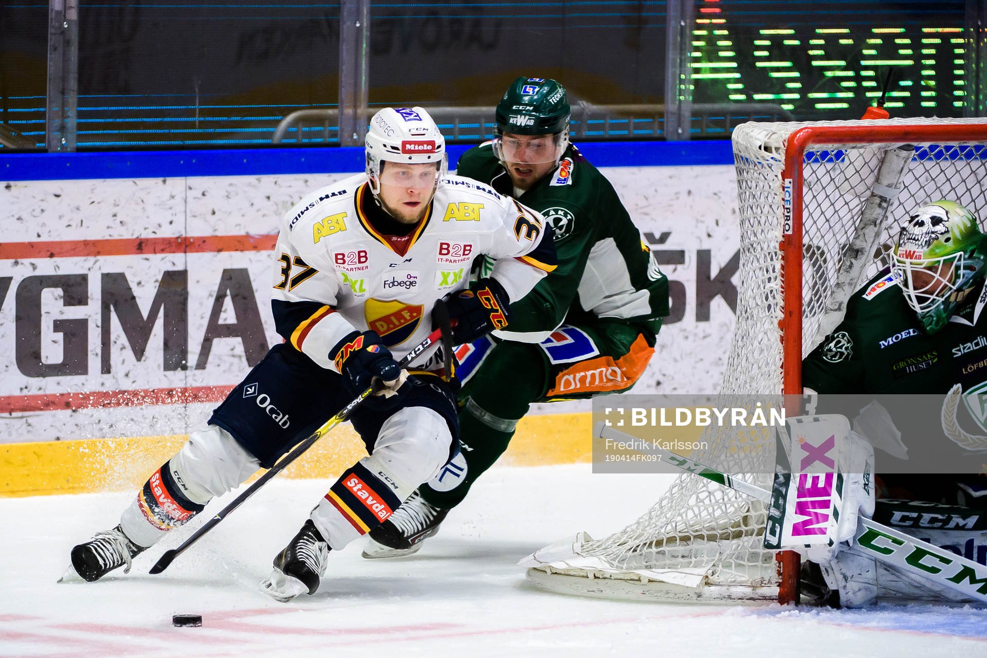 Djurgårdens Jesper Pettersson och Färjestads Johan