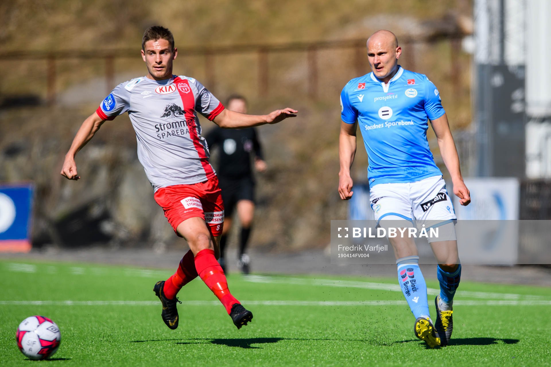 Mathias Blørud of Strømmen and Johannes Laaksonen of