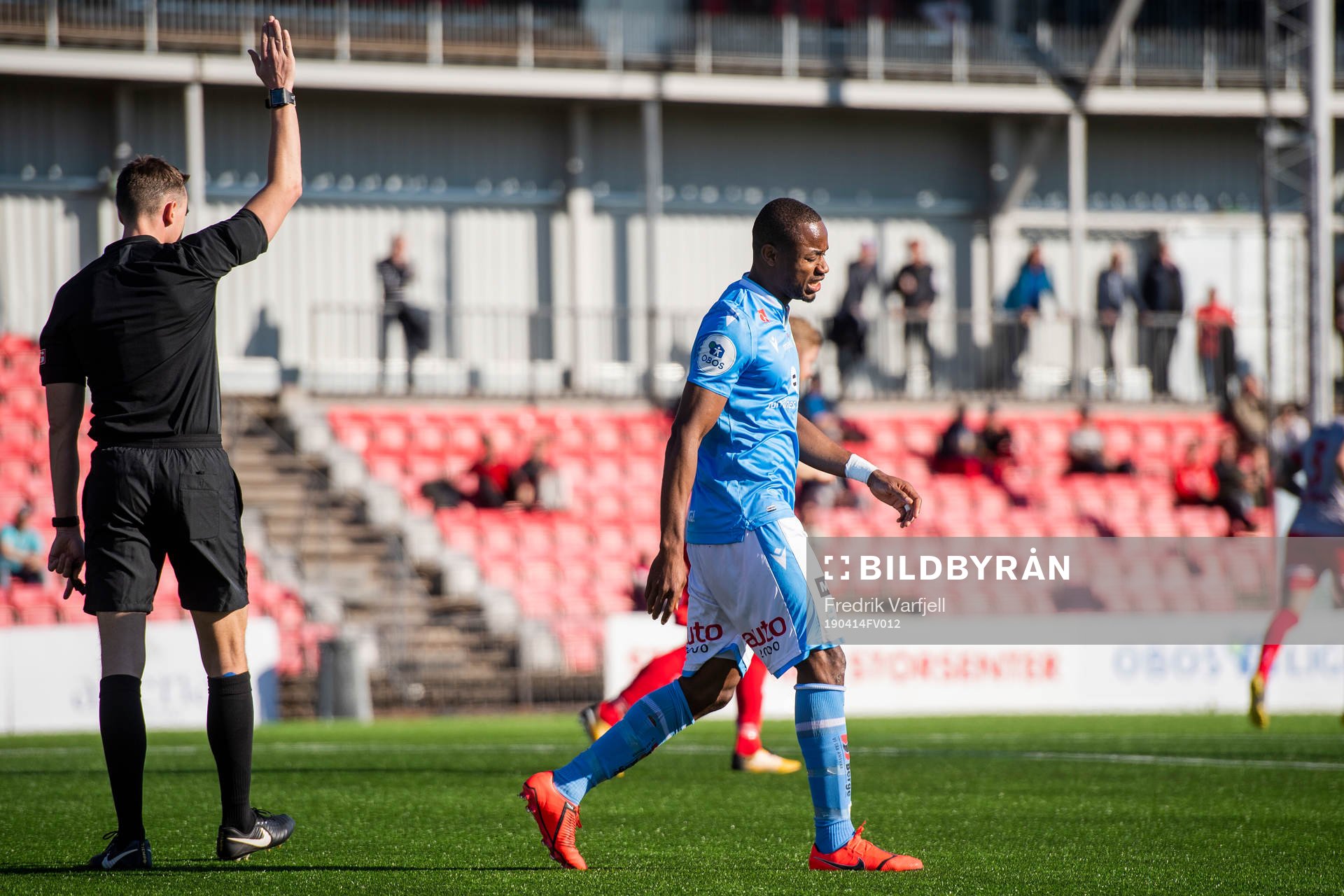 Kachi of Sandnes Ulf reacts