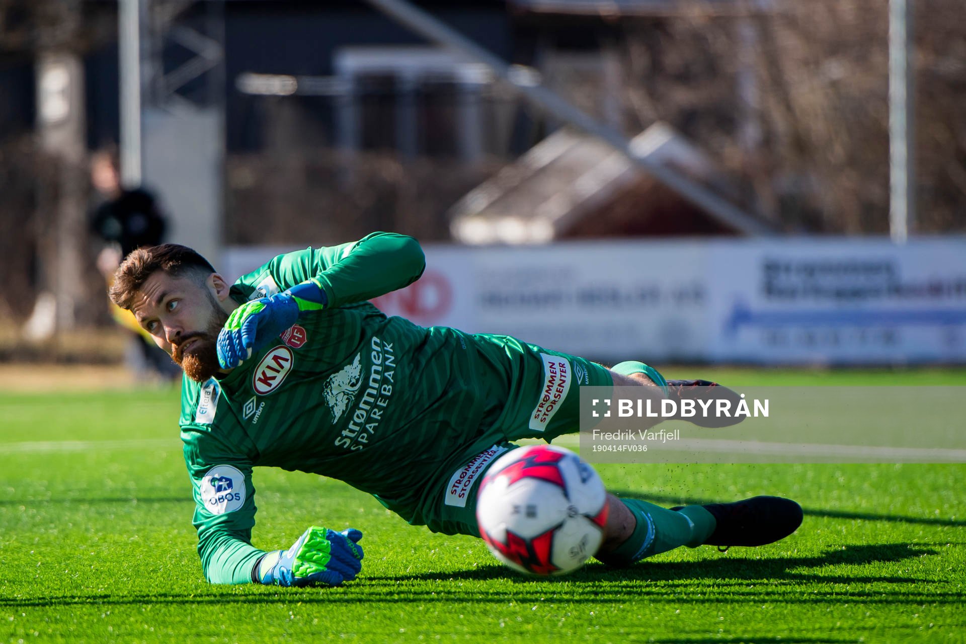 Goalkeeper Marius Berntzen of Strømmen