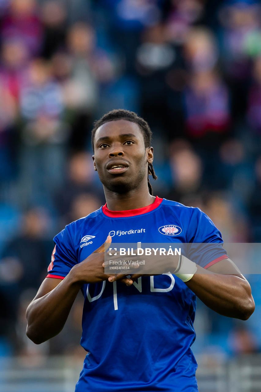 Sam Adekugbe of Vålerenga