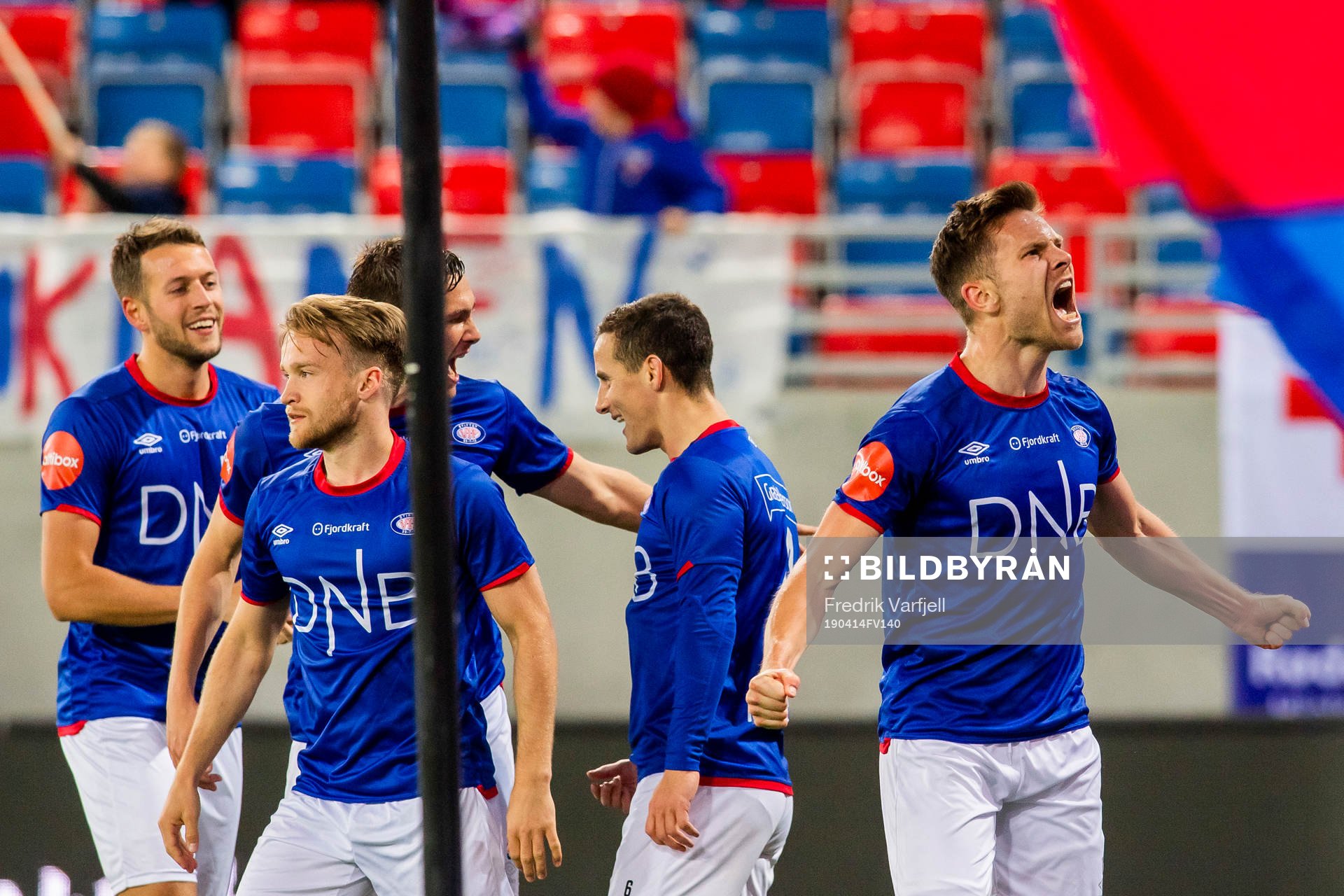 Herolind Shala of Vålerenga celebrates with his teammates