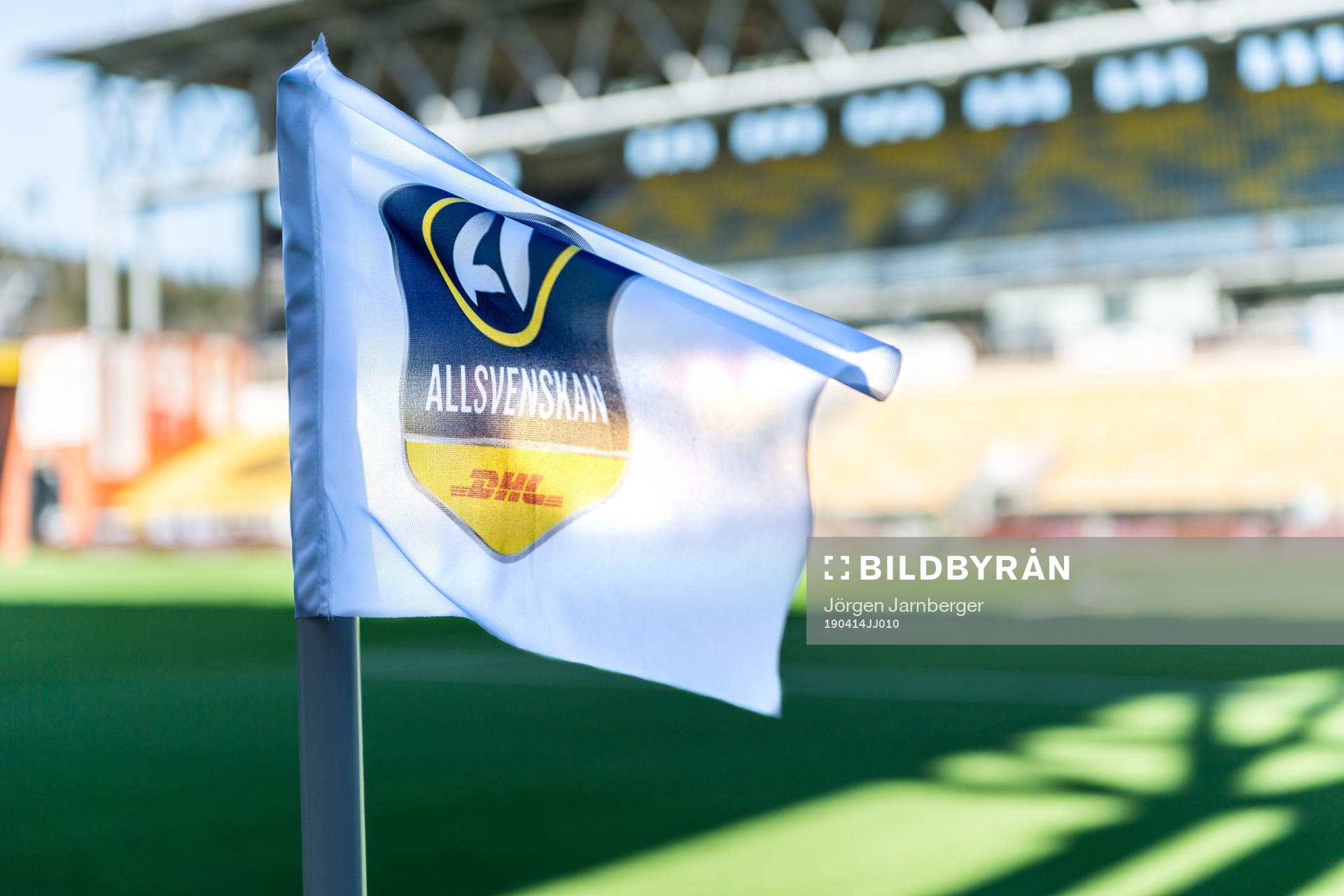 Hörnflagga med Allsvenskans logga