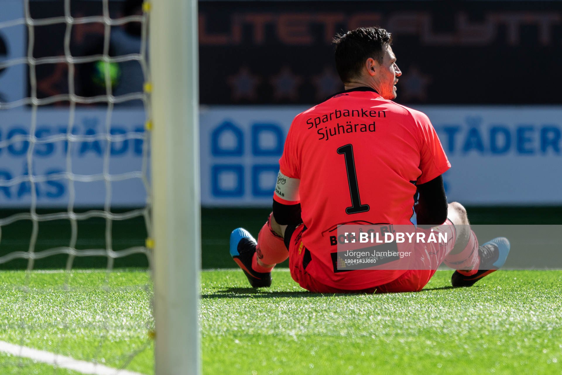 Elfsborgs målvakt Kevin Stuhr Ellegaard deppar