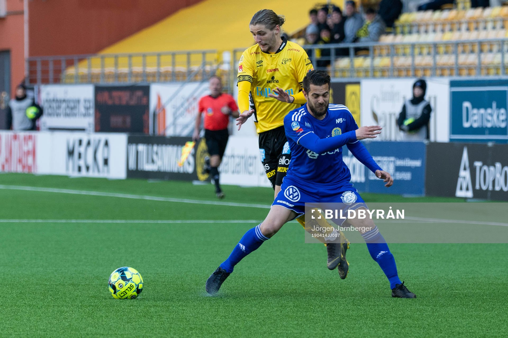 Sundsvalls Carlos Gracia och Elfsborgs Pawel Cibicki