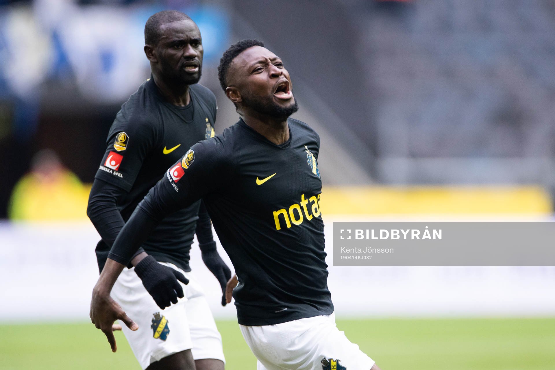 s Chinedu Ogbuke Obasi jublar