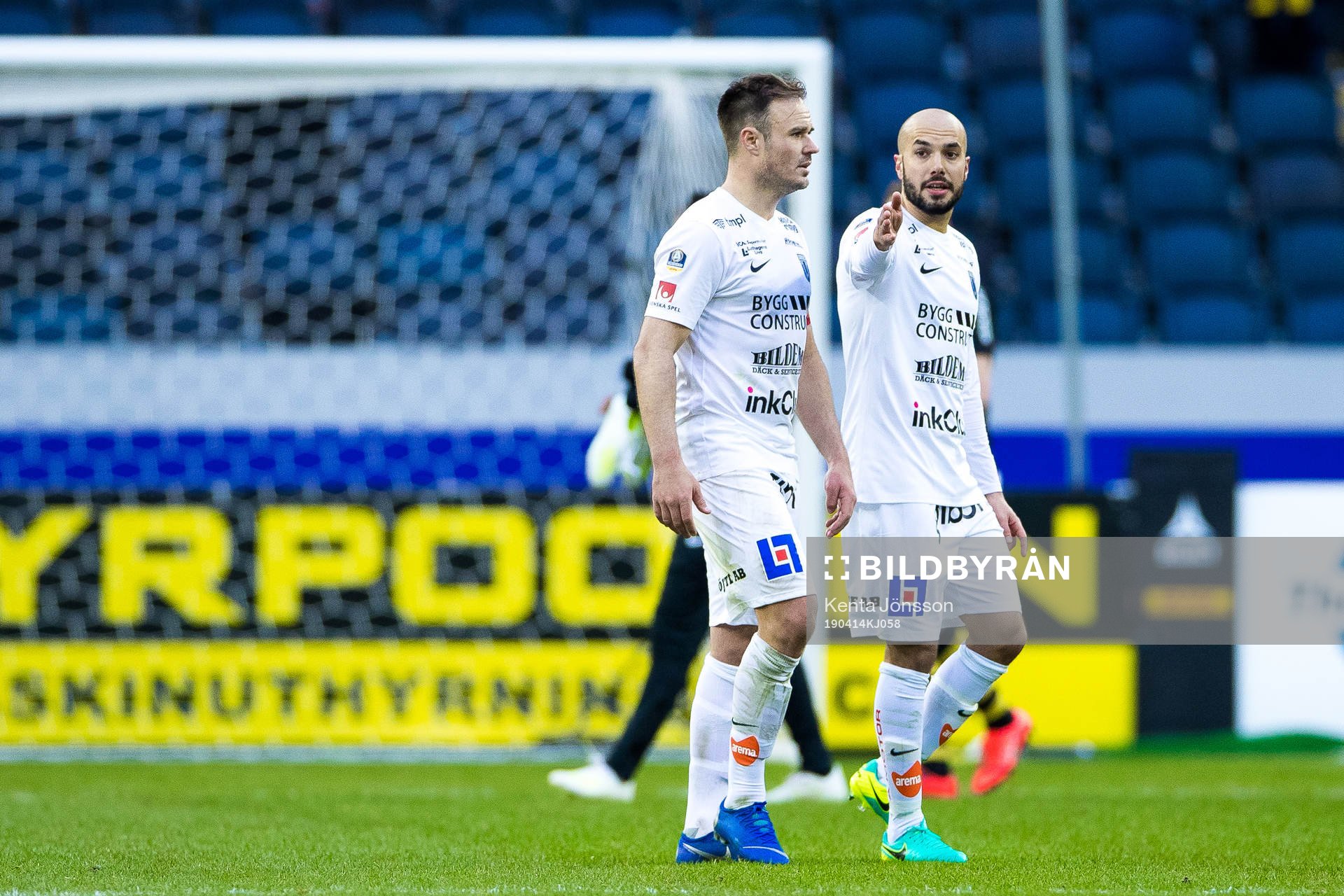 Sirius Niklas Busch Thor och Karl Larson deppar