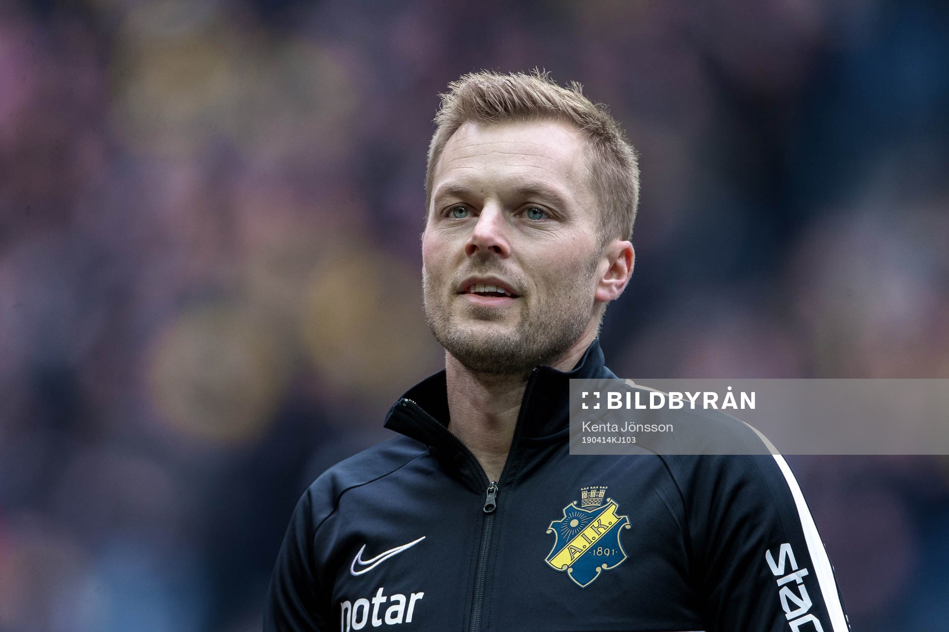 s Sebastian Larsson