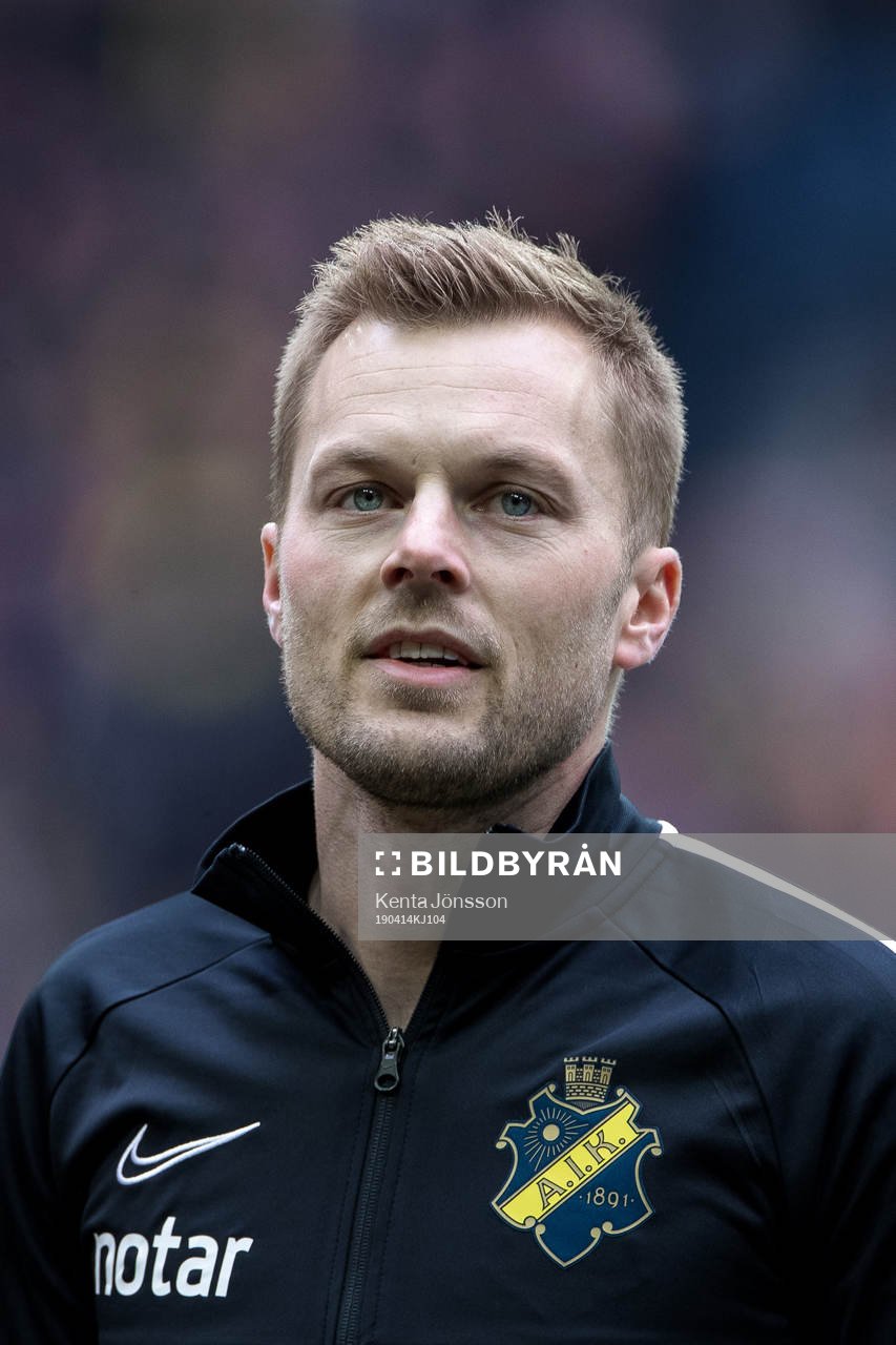 s Sebastian Larsson