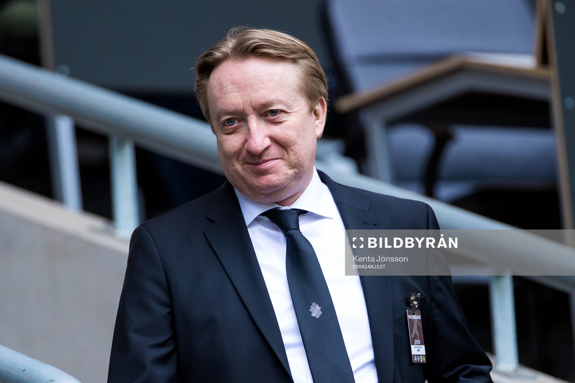 AIK:s pressansvarige Stefan Mellerborg på läktaren inför fotbollsmatchen i Allsvenskan mellan AIK och Sirius den 14 april 2019 i Stockholm. 