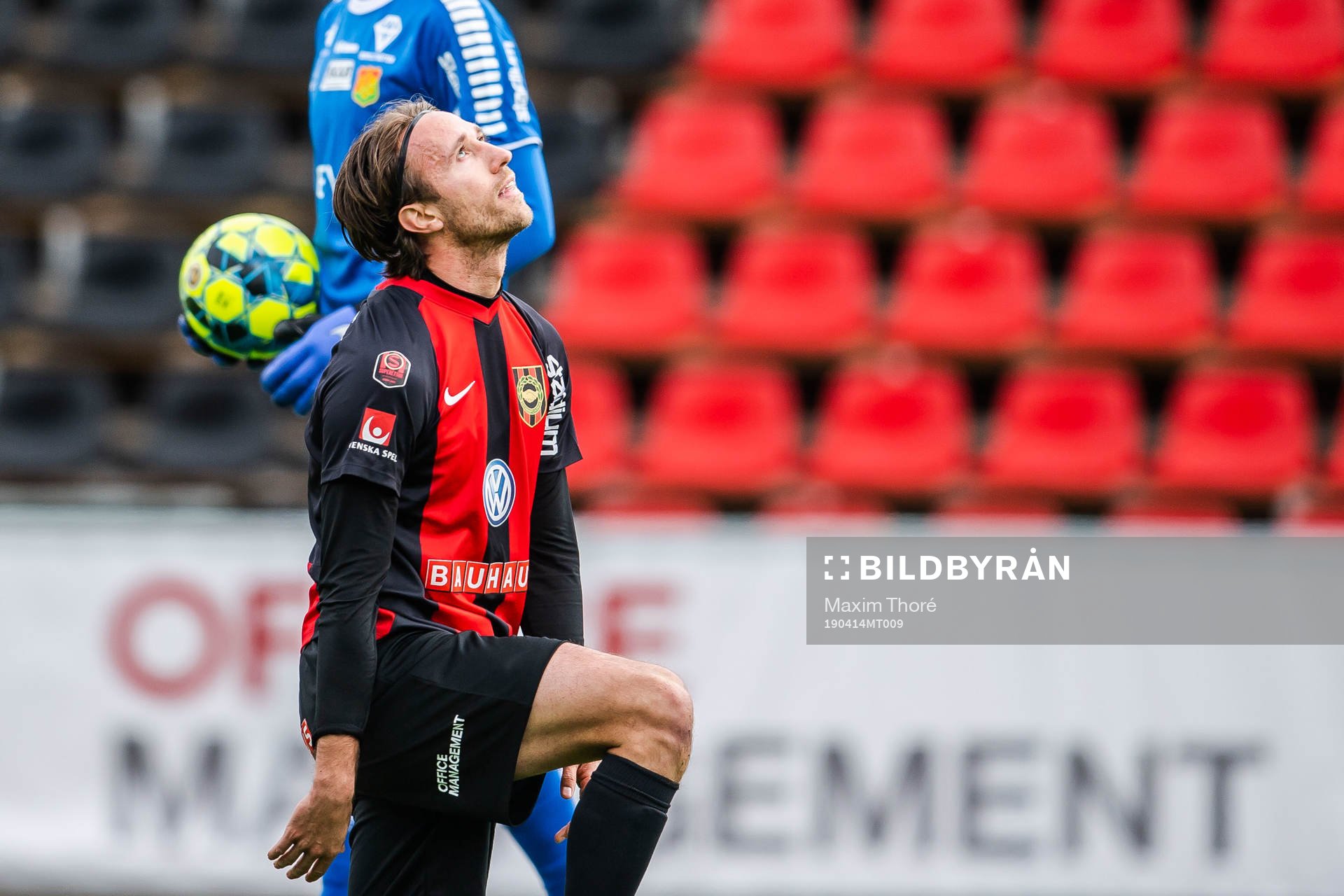 Brommapojkarnas Philip Hellquist deppar