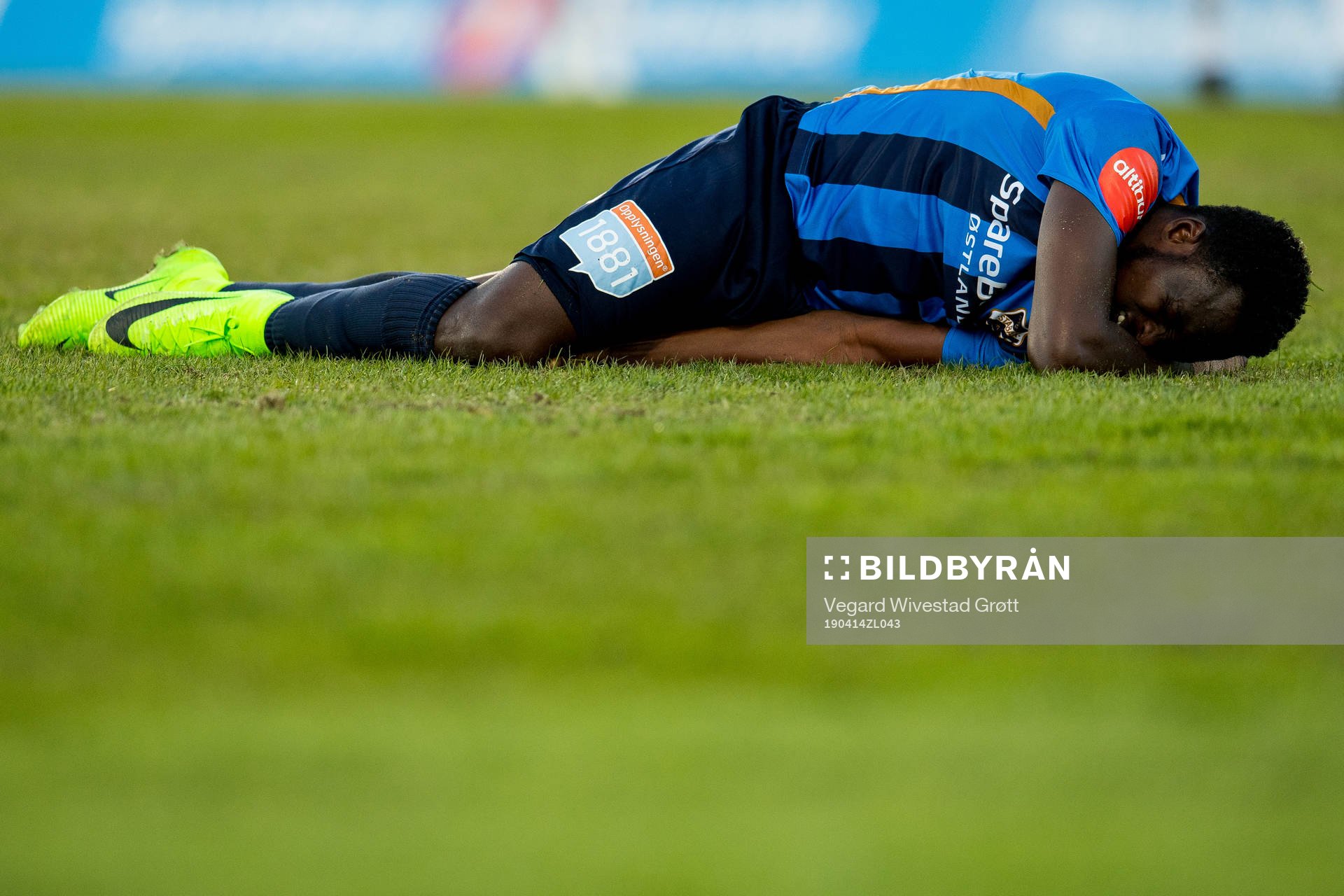 Luc Kassi of Stabæk with an injury