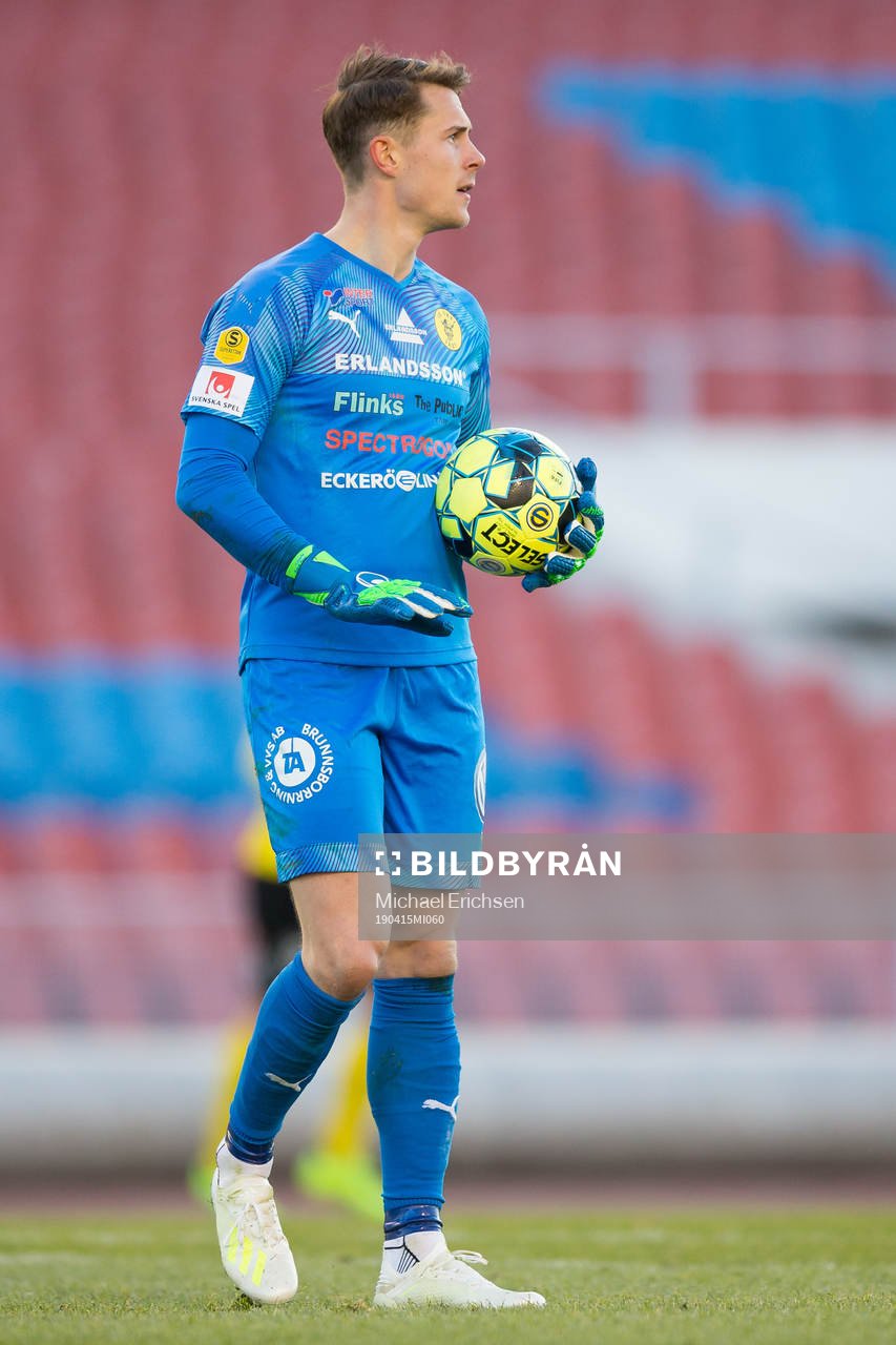 Frejs målvakt Jonas Olsson