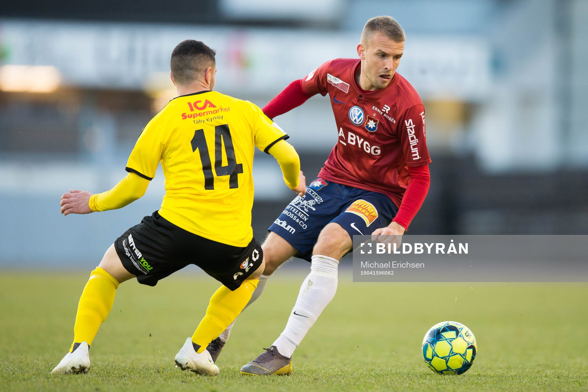 Frejs André Alsanati mot Örgrytes Simon Nilsson