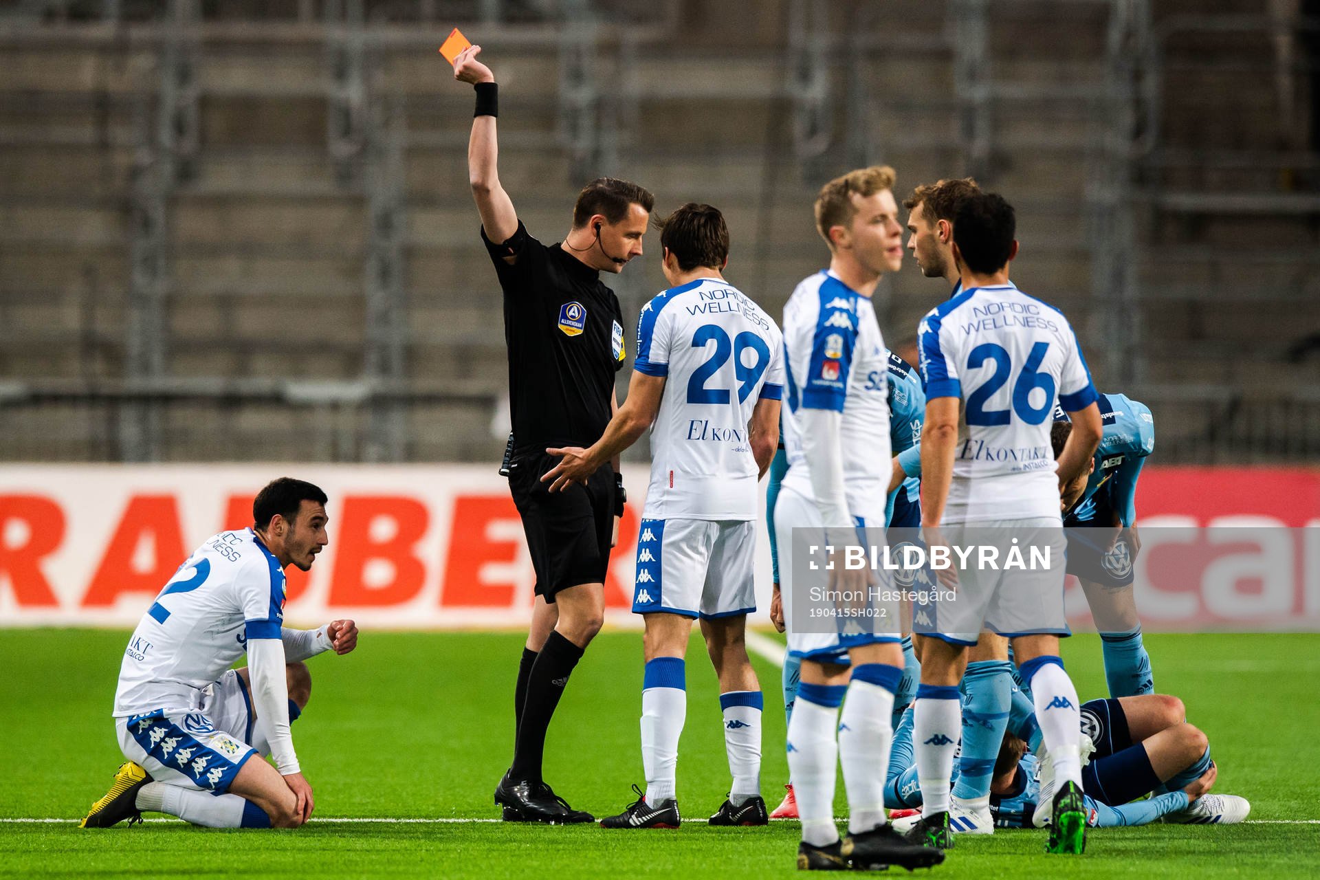 IFK Göteborgs Giorgi Kharaishvili tilldelas en utvisning