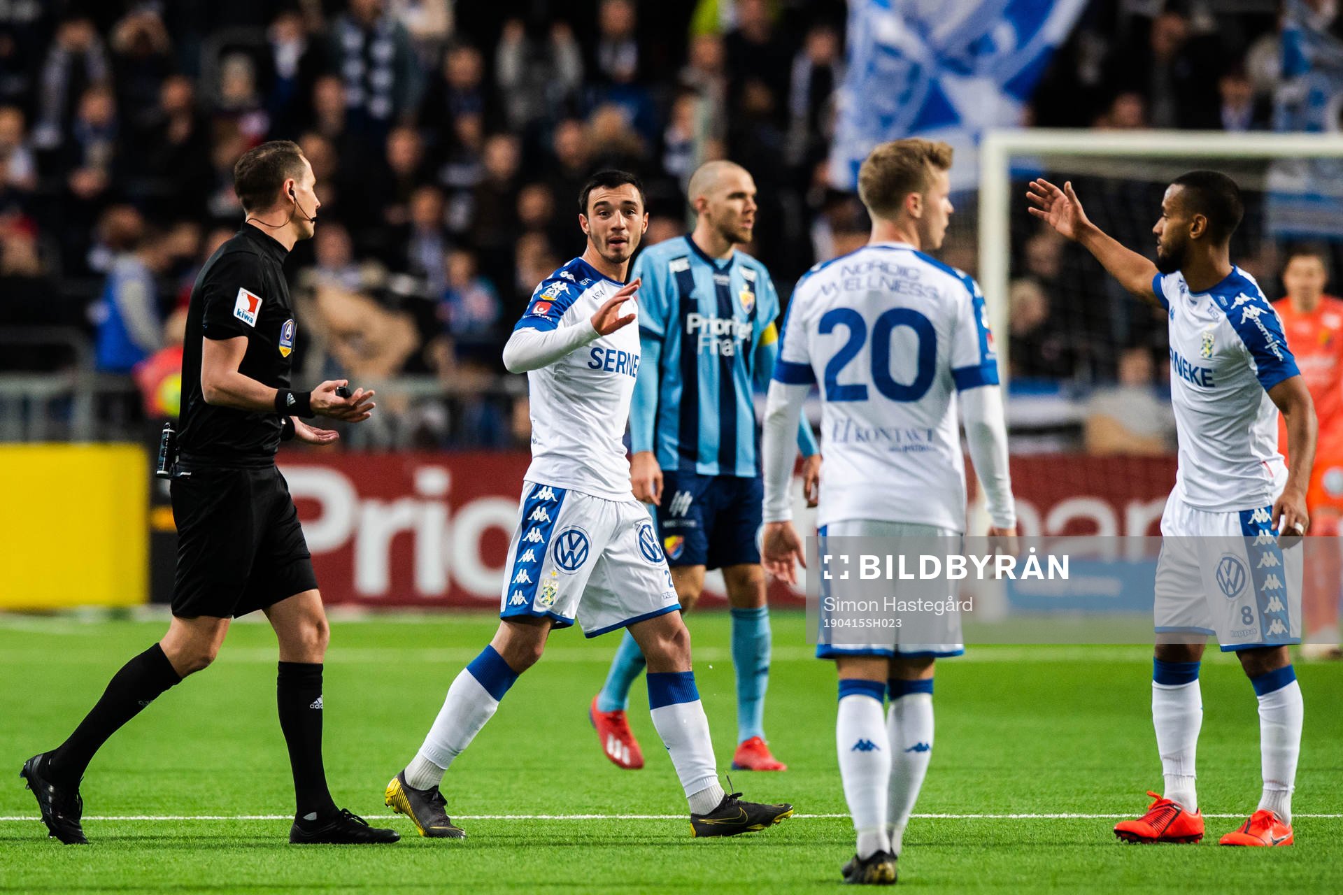 IFK Göteborgs Giorgi Kharaishvili tilldelas en utvisning