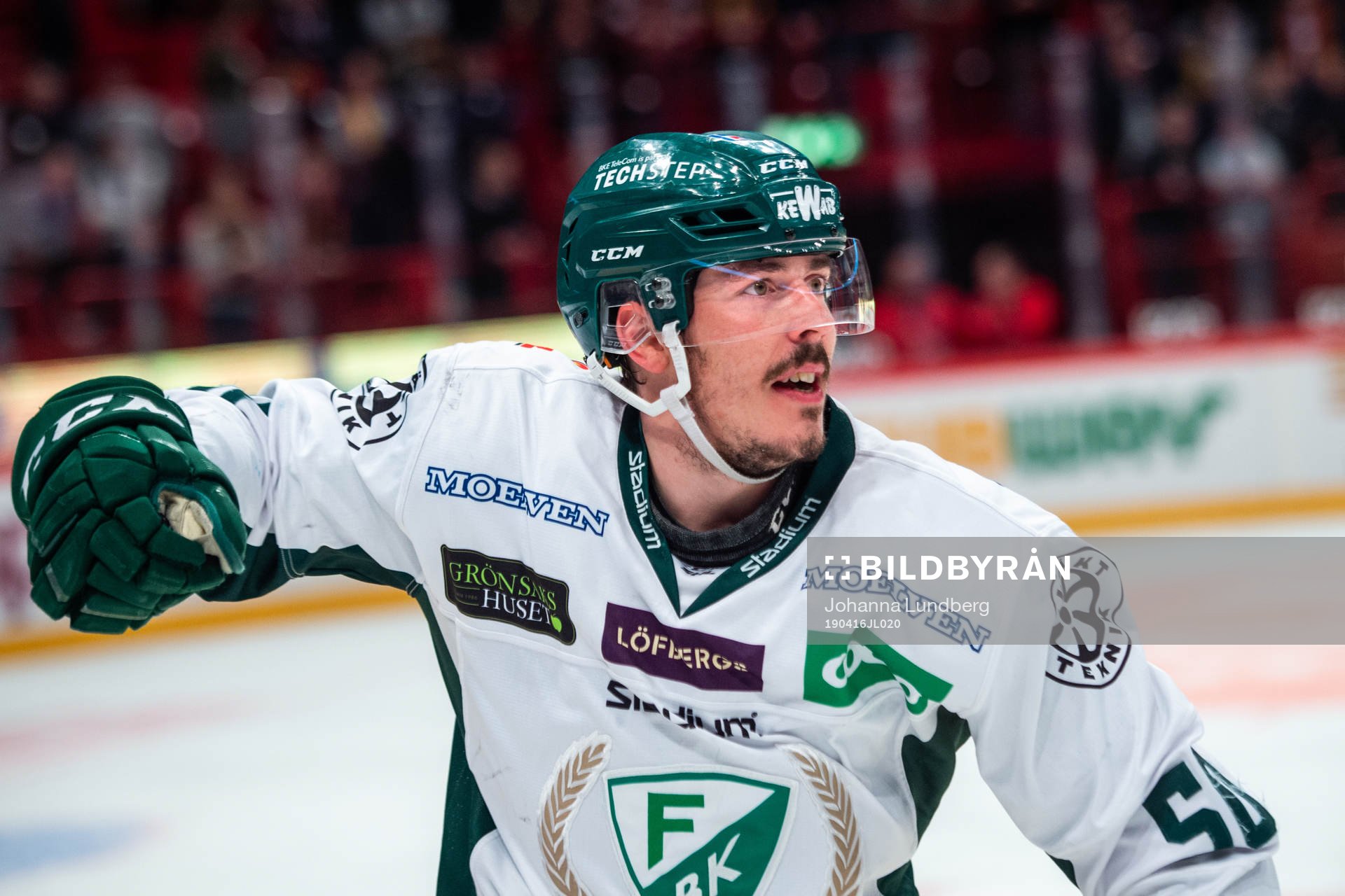 Färjestads Sebastian Erixon jublar