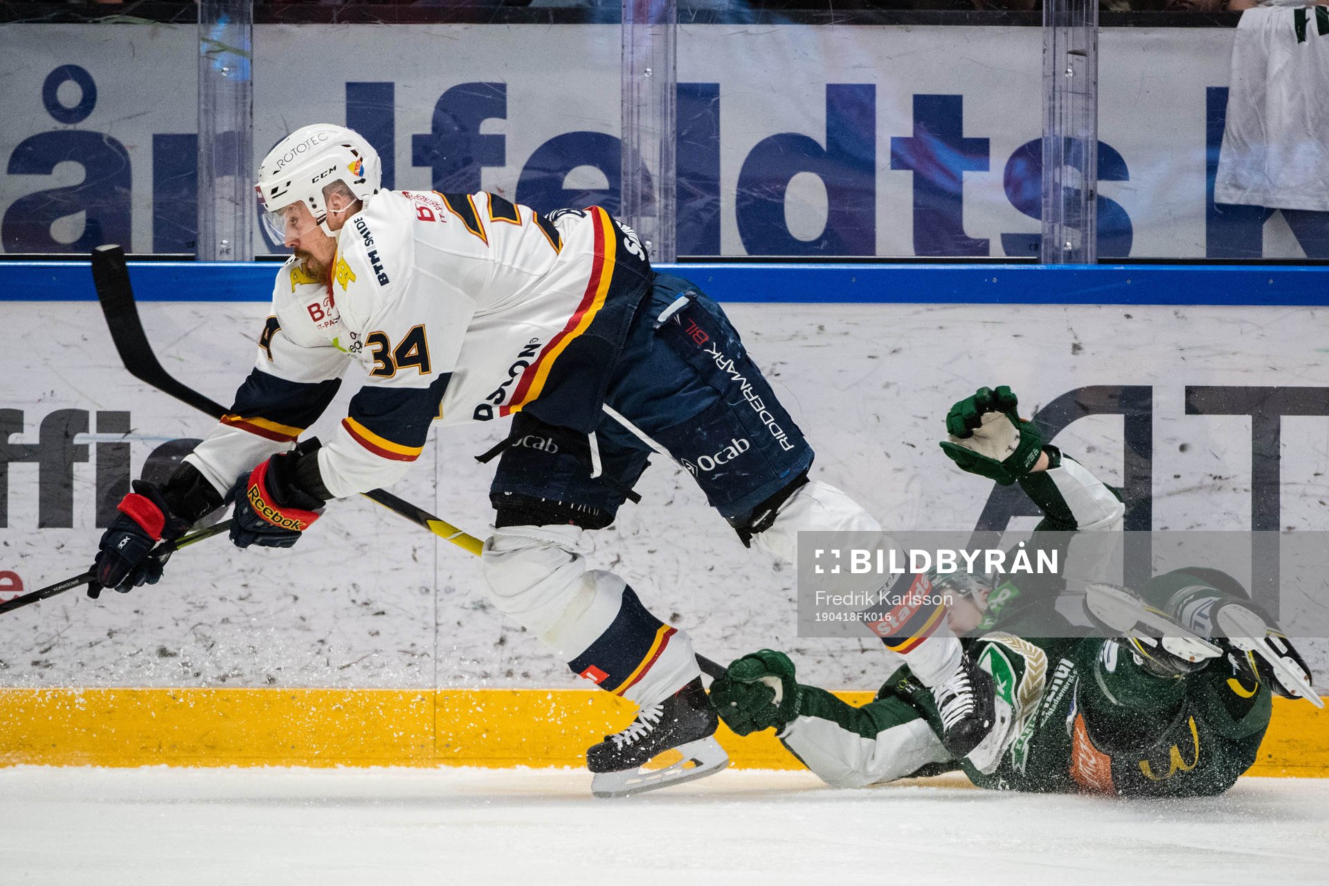 Djurgårdens Daniel Brodin och Färjestads Jens Westin