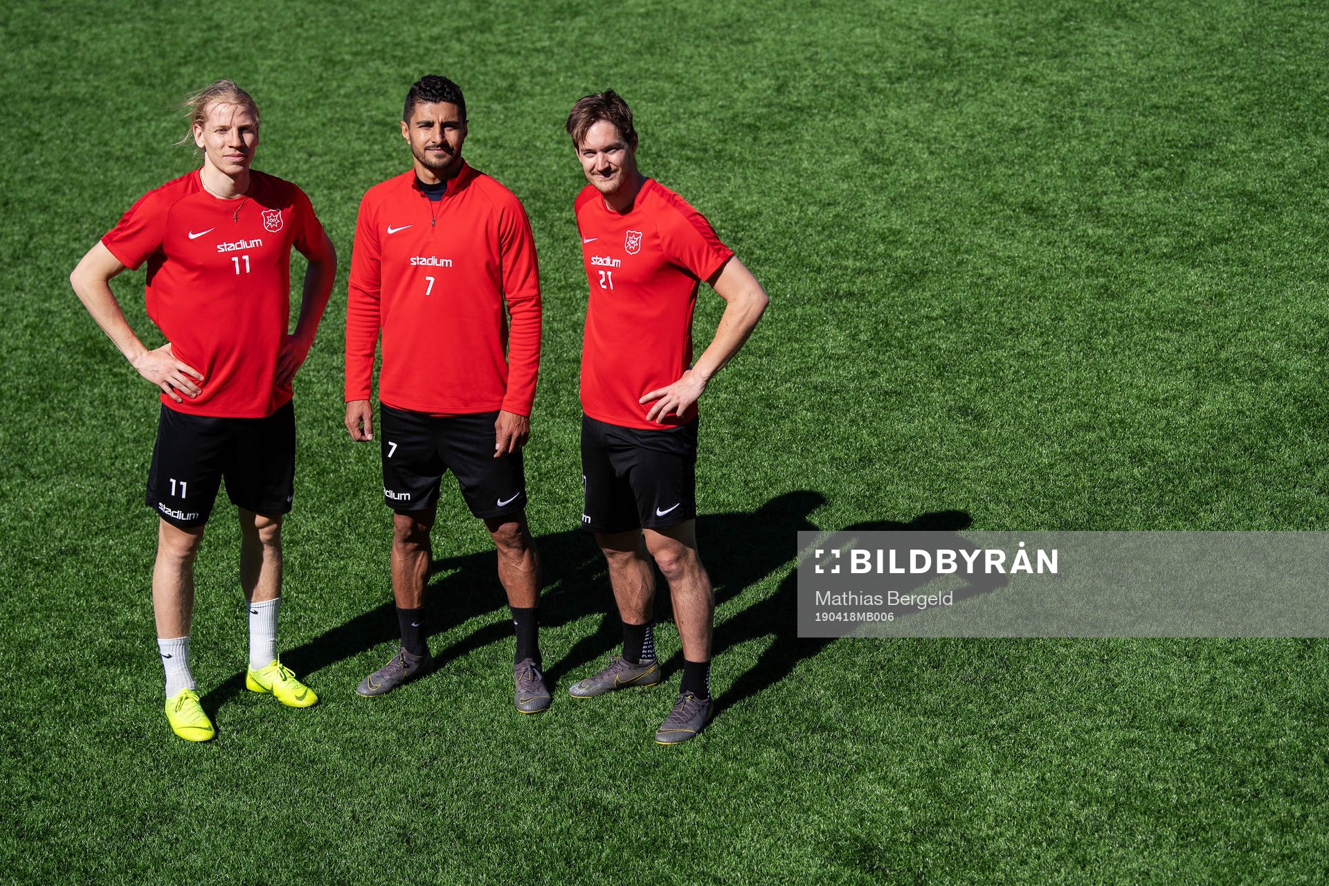Gustav Ludwigson, Ailton Almeida och Victor Sköld poserar för ett porträtt efter en fotbollsträning med superettanlaget Örgryte den 18 april 2019 i Göteborg.