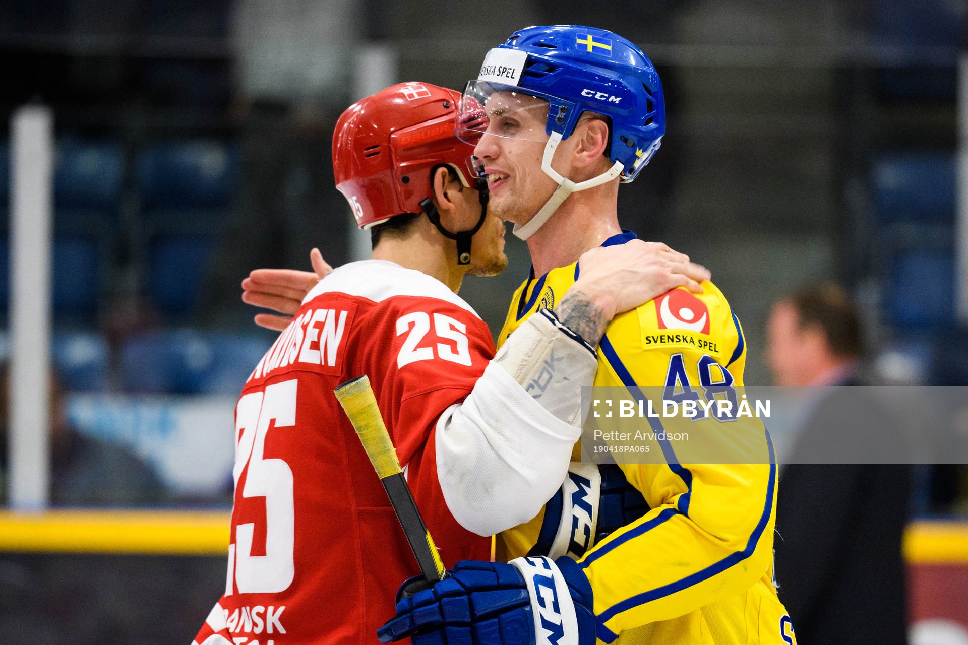 Viktor Svedberg of Sweden and Oliver Lauridsen of Denmark