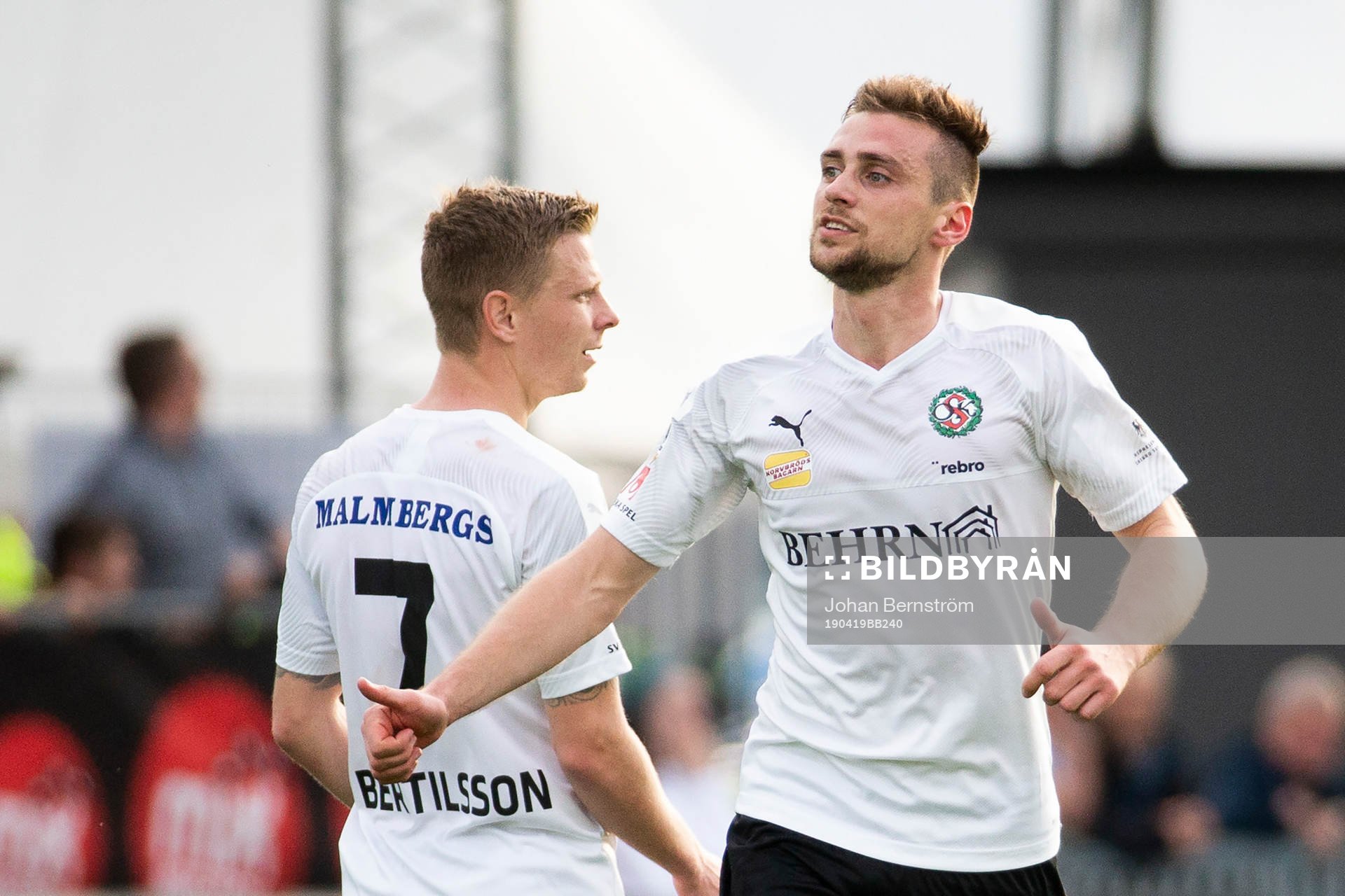 Örebros Filip Rogic jublar