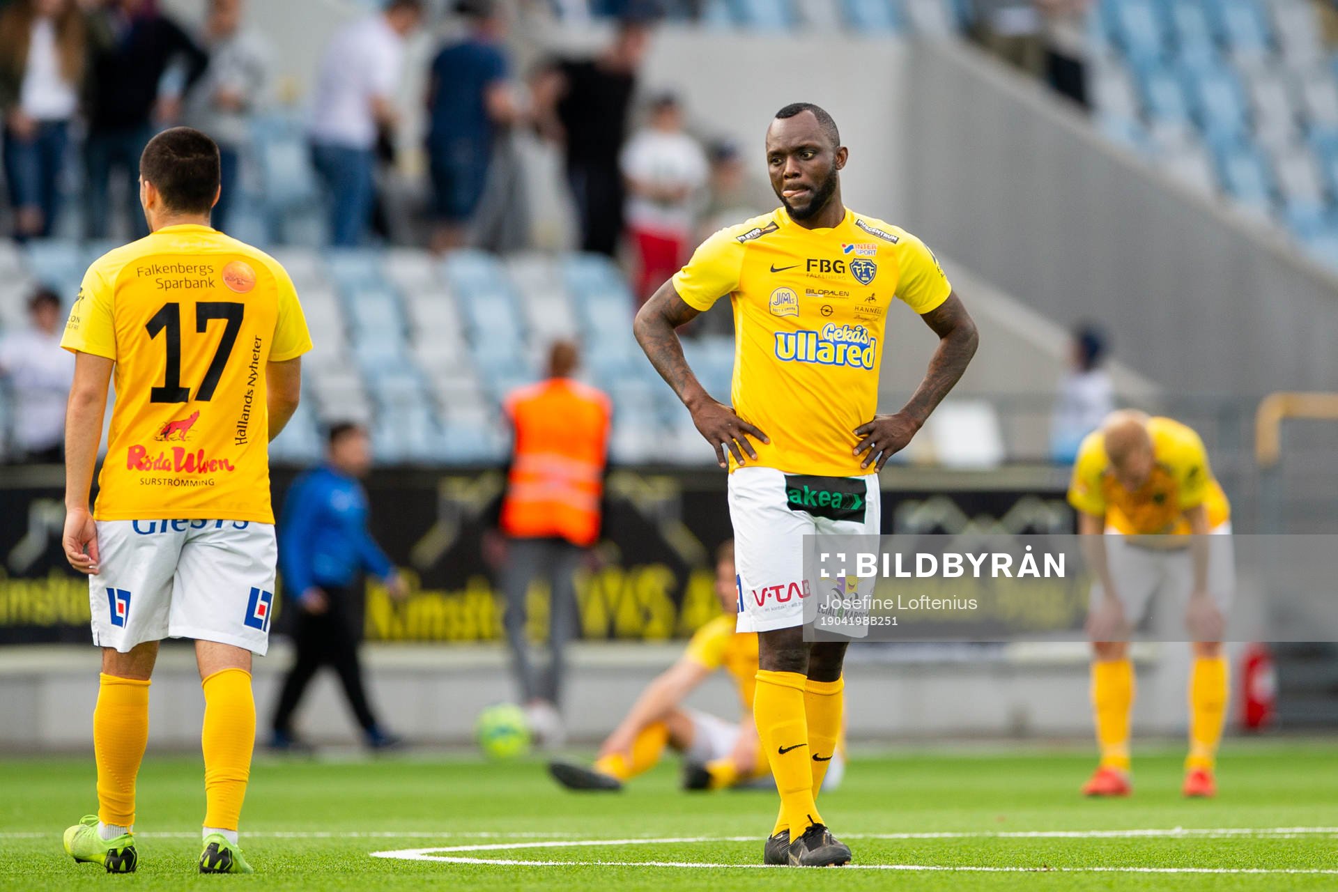 Falkenbergs John Chibuike deppar