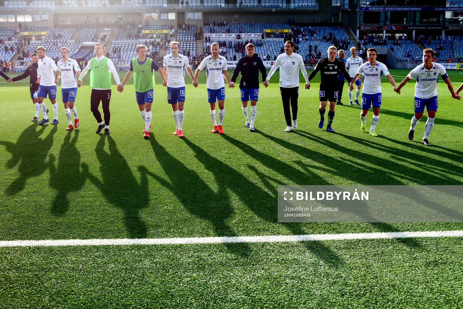 IFK Norrköpings spelare jublar
