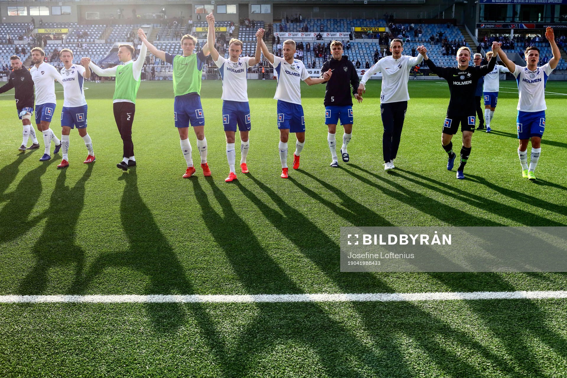 IFK Norrköpings spelare jublar