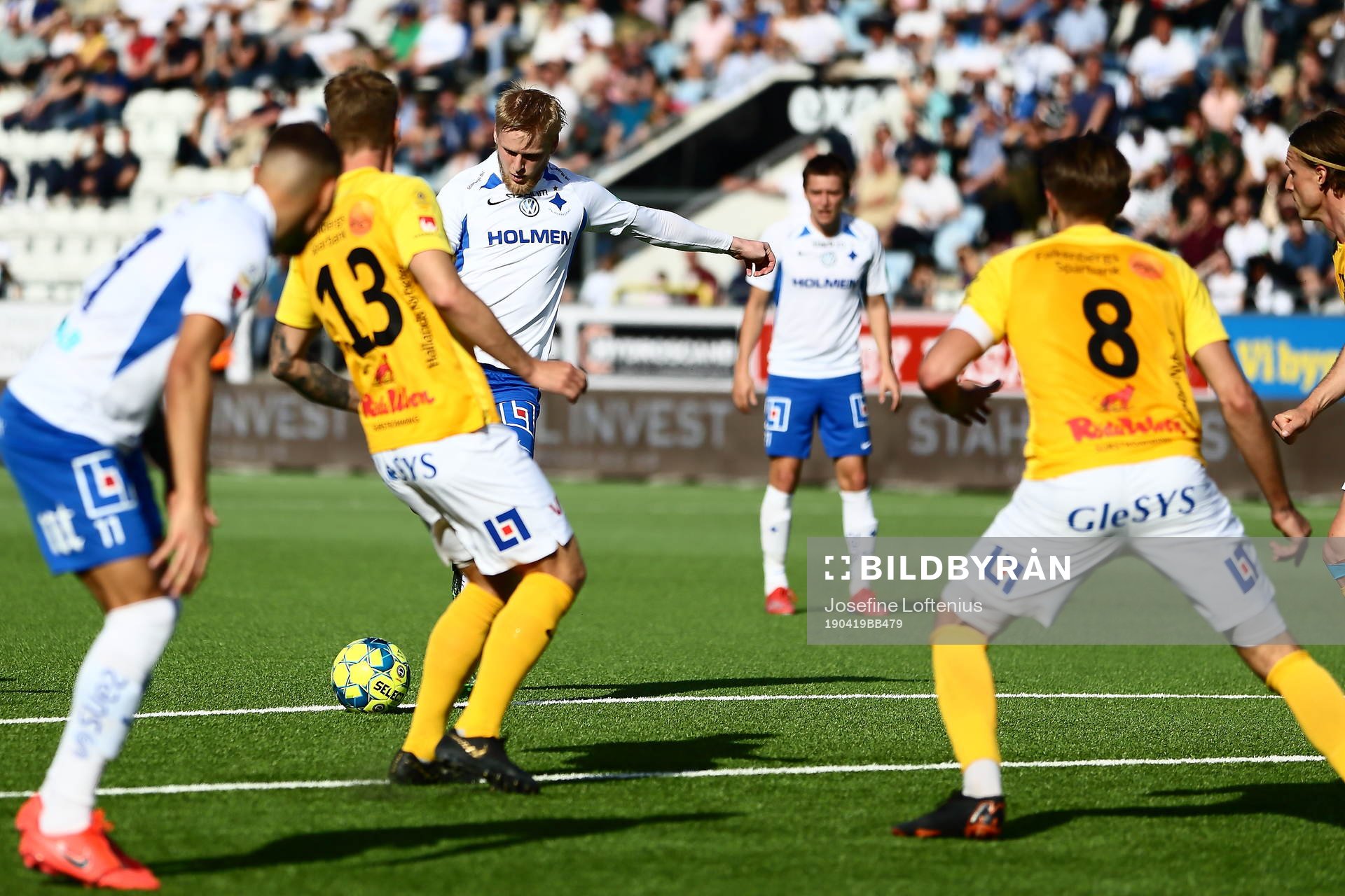 IFK Norrköpings Kalle Holmberg tar sats för att skjuta